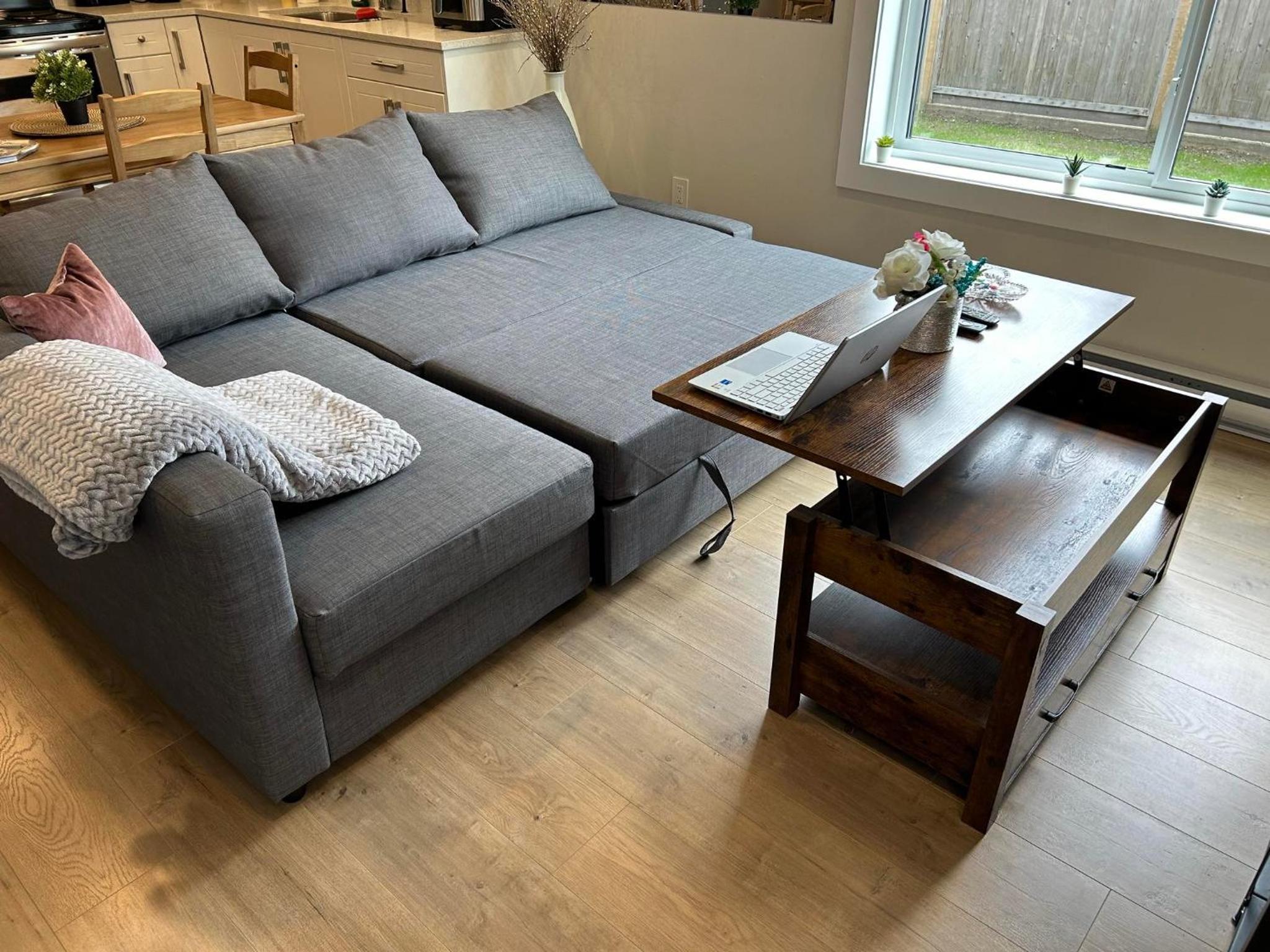 New, Spacious 2 Bedrooms in Downtown With Free Parking!