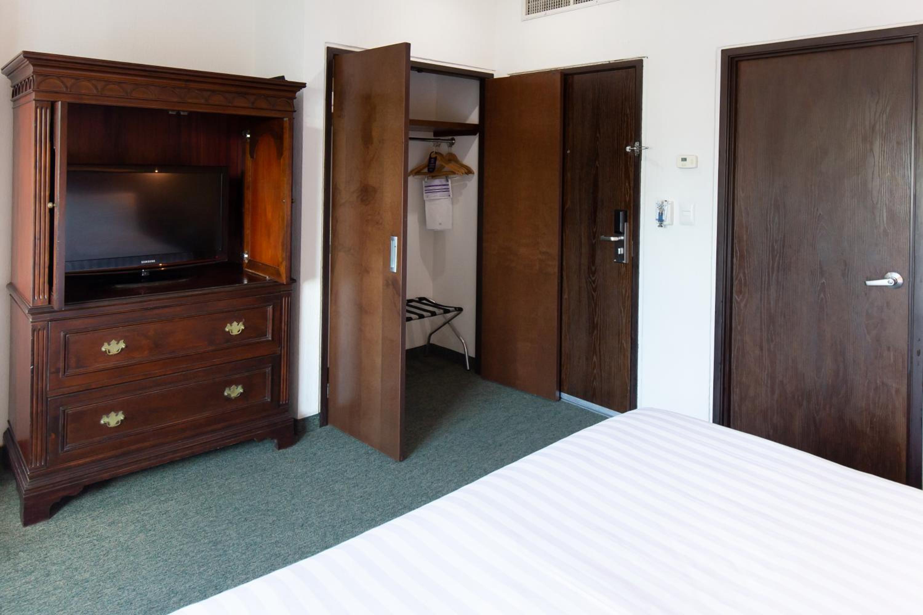 Tampico Vacations - HS HOTSSON Smart Value Tampico - Property Image 10