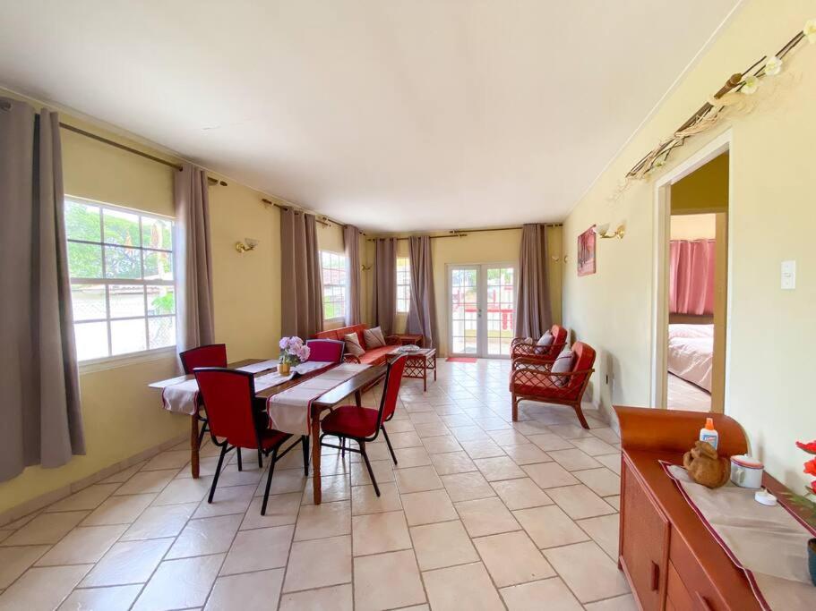Fayalobie Centrally Located 2 BR Guesthouse