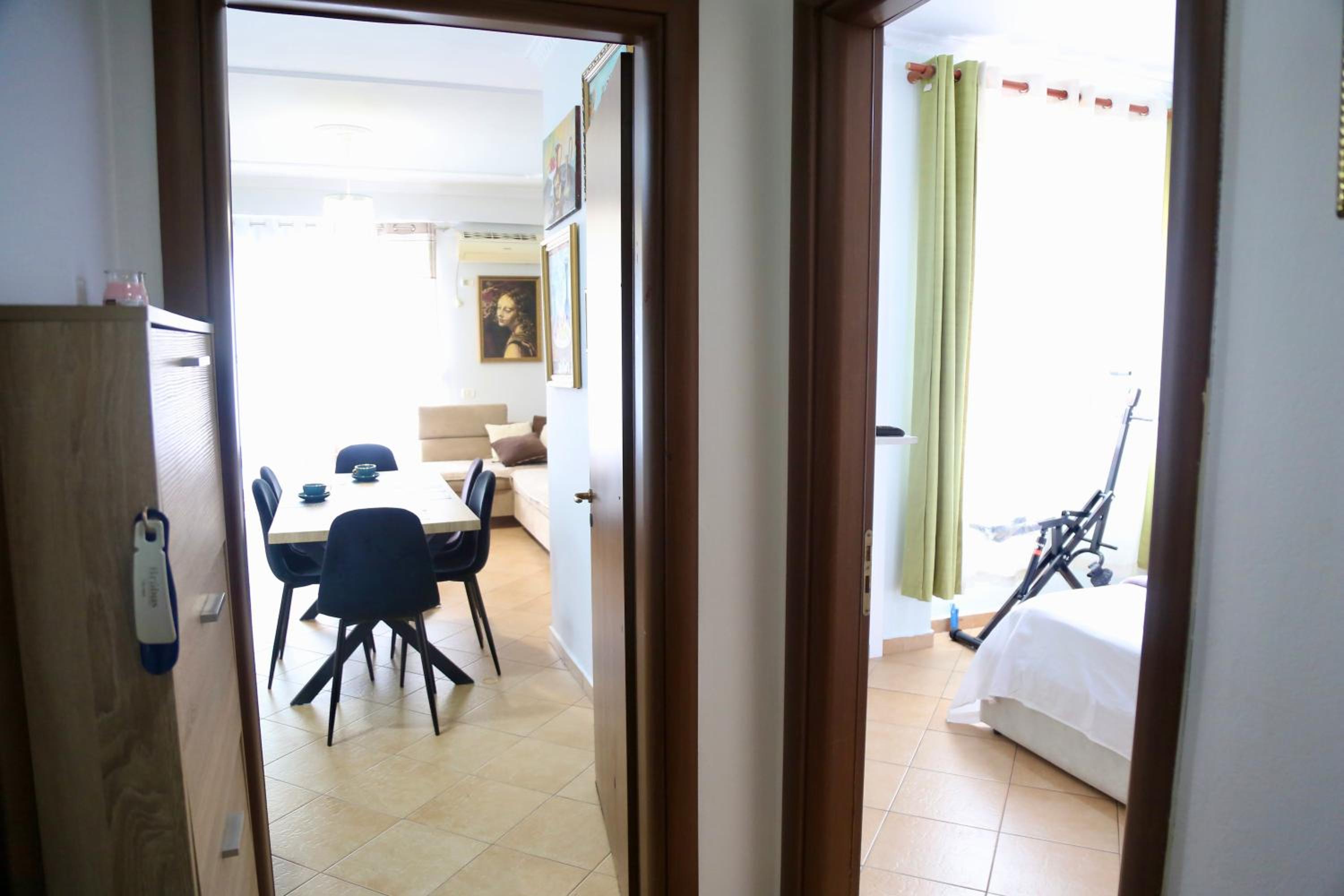 Stay at an artist's place!