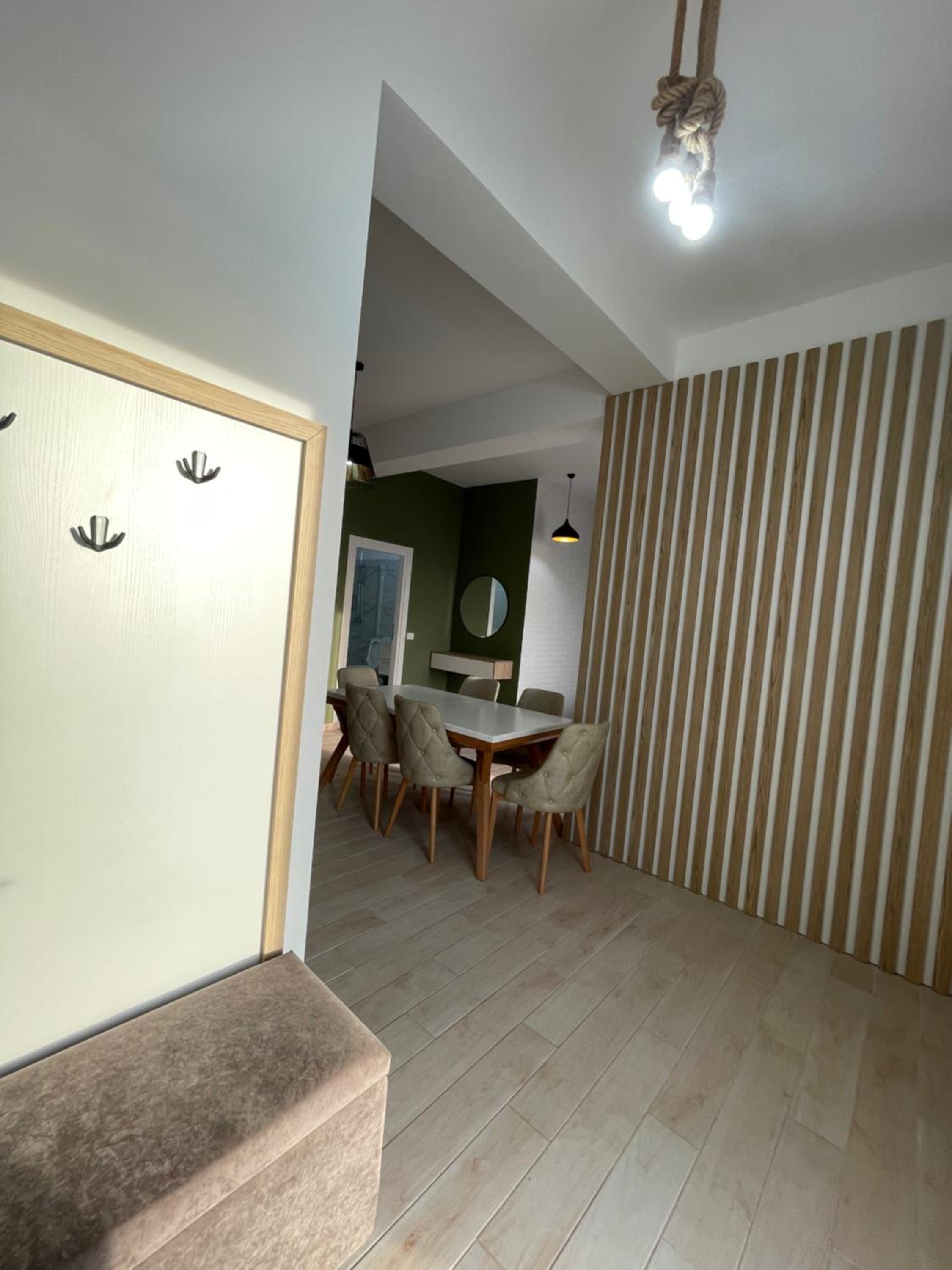 Perla Luxury Apartment - Private Patio & Parking