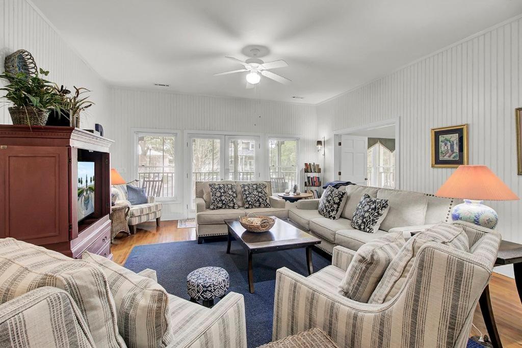 Grand Pavilion 83 by Wild Dunes view 5