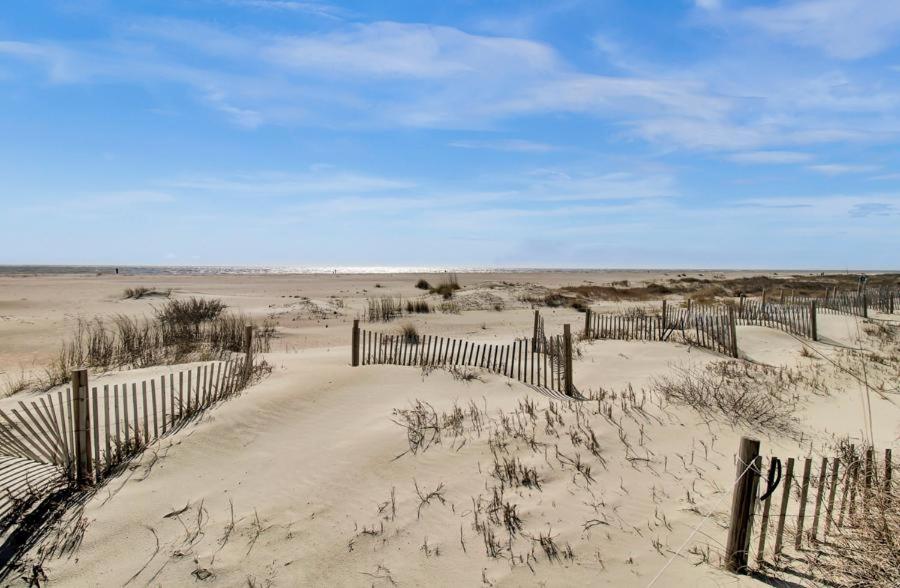 Port O Call F203 by Wild Dunes, Oceanfront