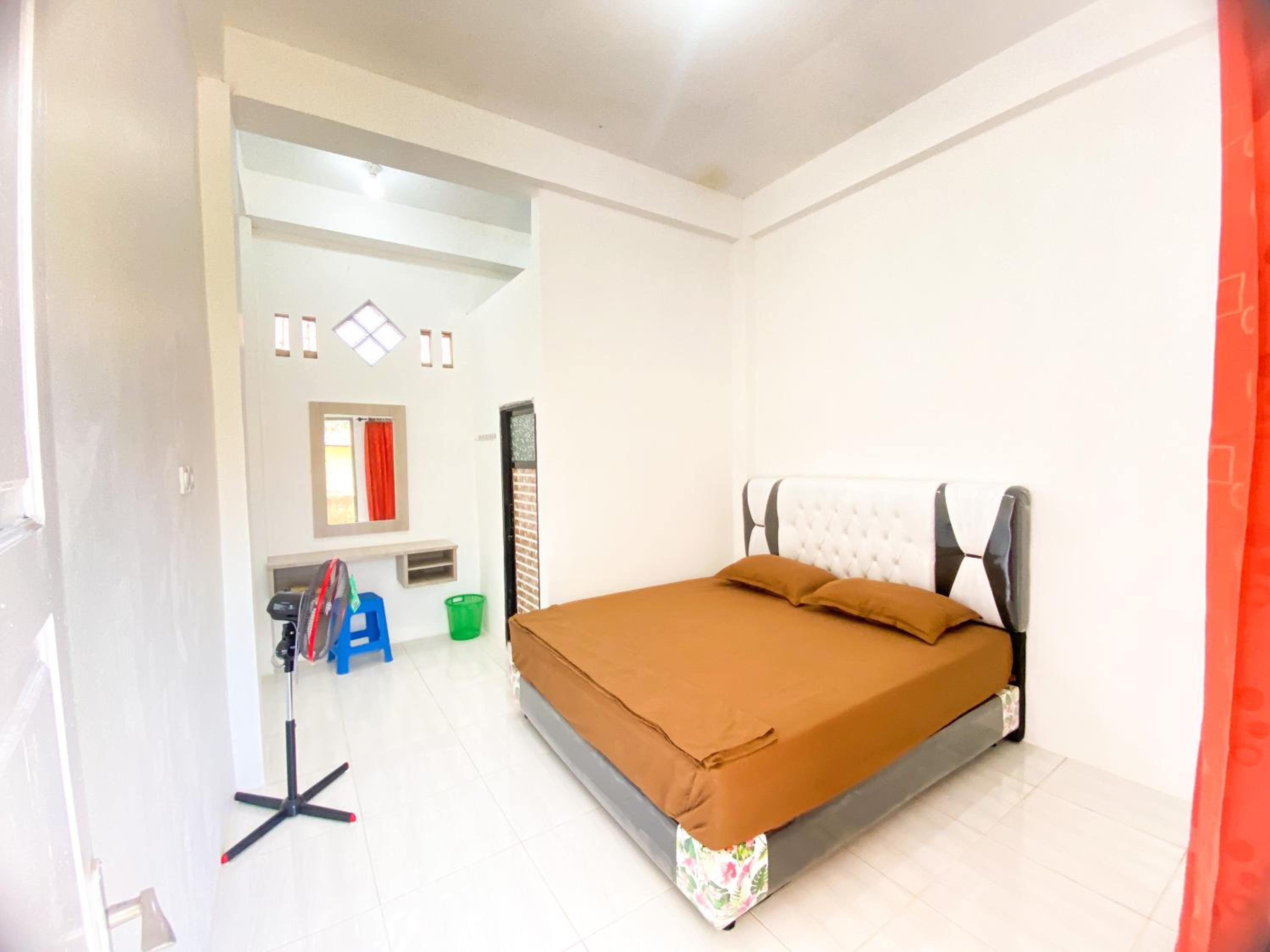 Lansogo Homestay