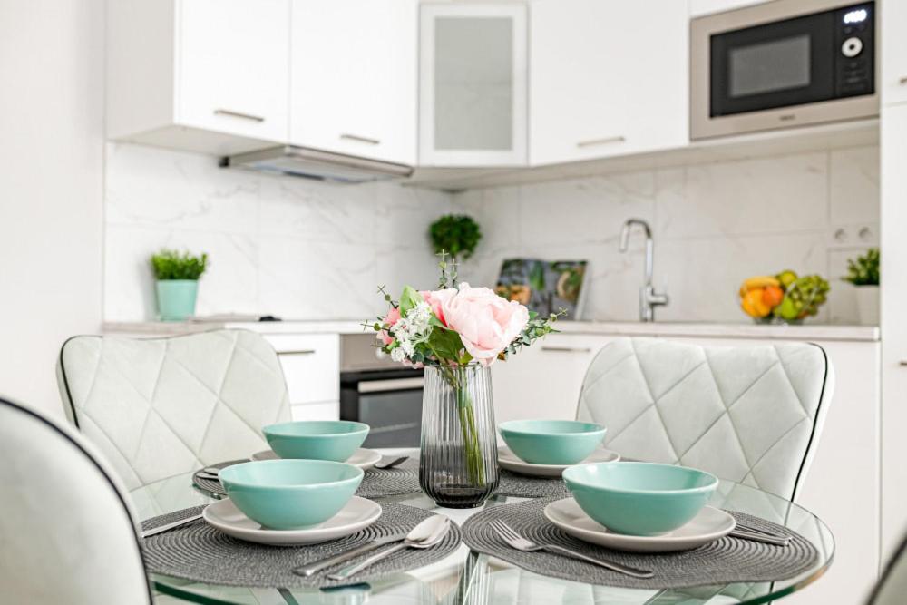 Elegance 2 - Dessewffy Apartment view 3