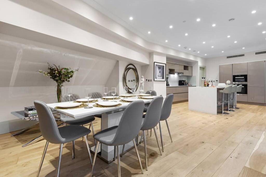 Park Lane Palace- Luxury Sleeps 10