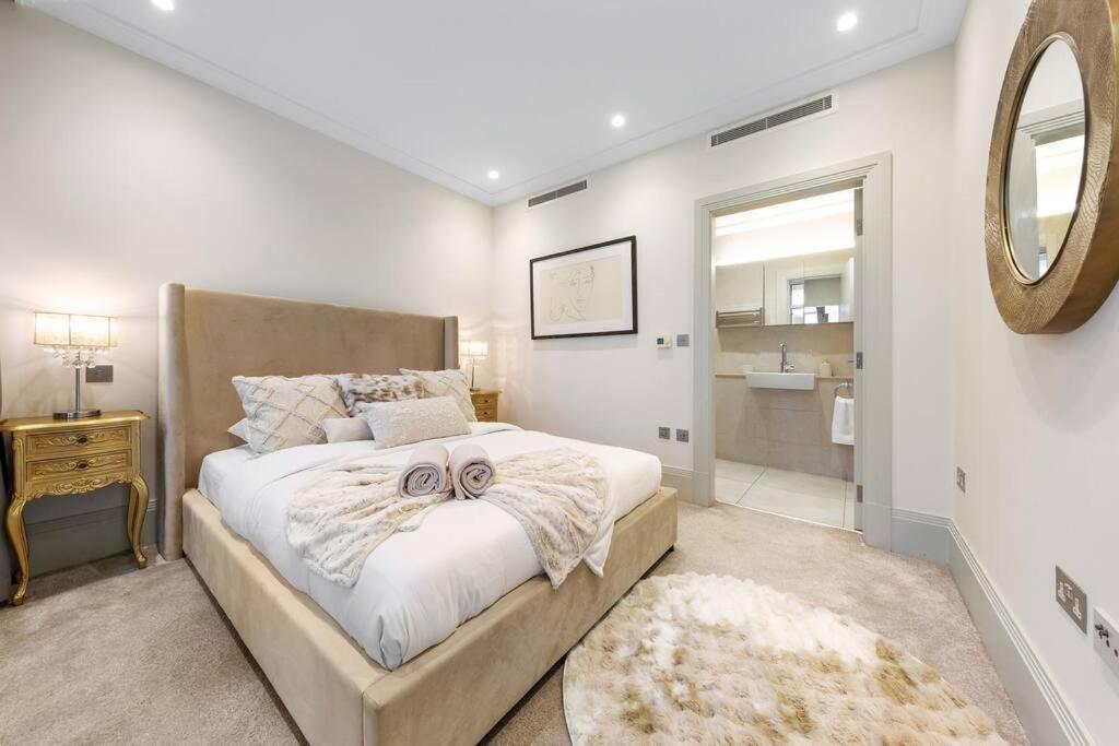 Park Lane Palace- Luxury Sleeps 10