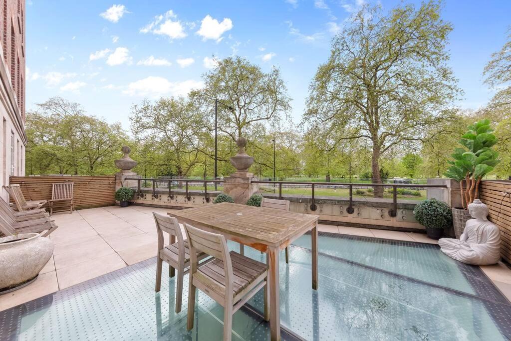 Park Lane Palace- Luxury Sleeps 10