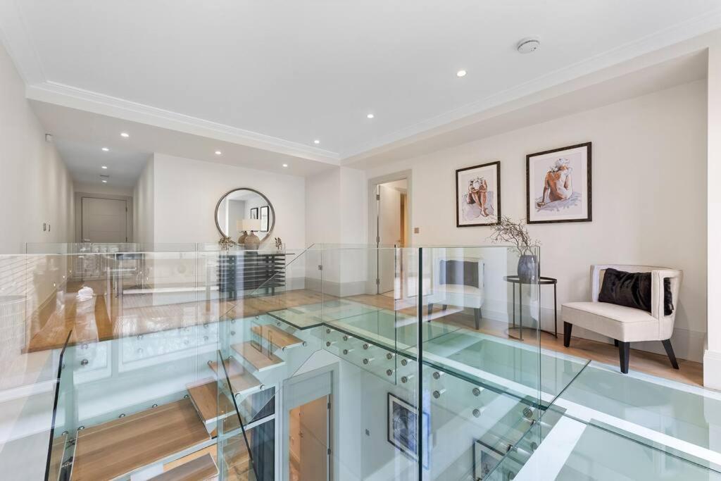 Park Lane Palace- Luxury Sleeps 10