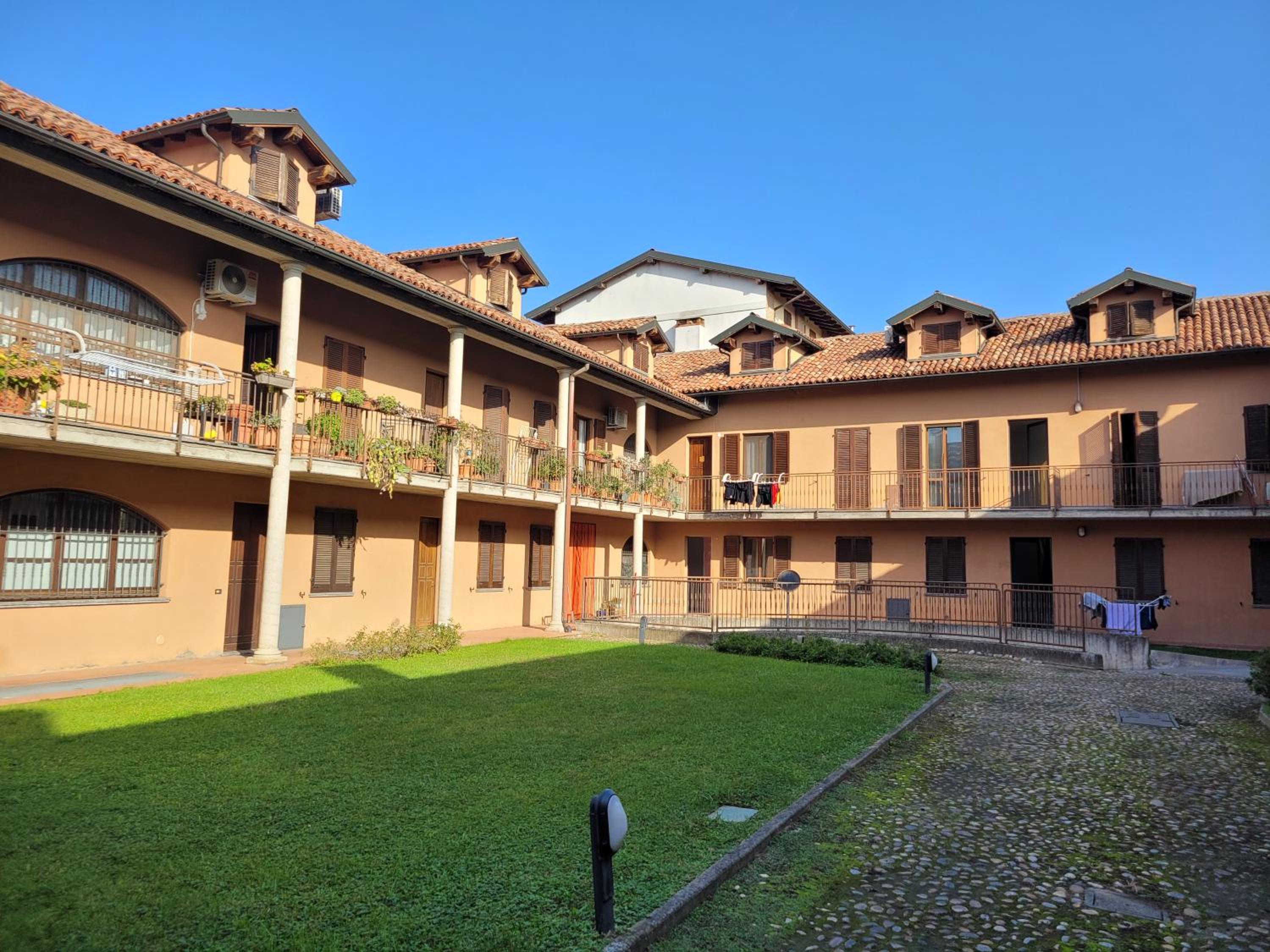 Belgioioso Apartments - Monolocale
