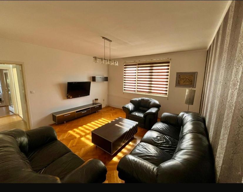 Apartments Dani Free Parking