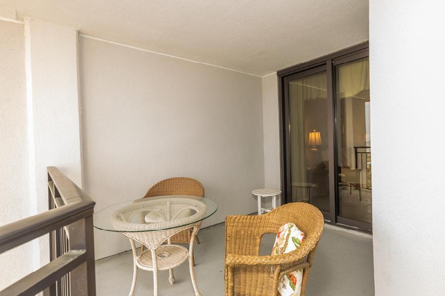 Shipwatch 321D by Wild Dunes, Oceanfront Condo in Isle of Palms, US