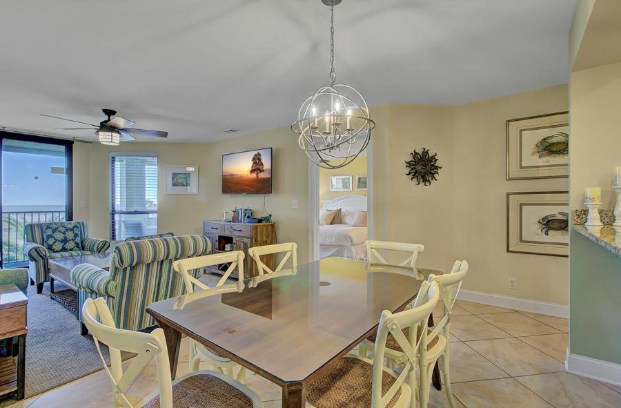 Charleston Vacations - Summerhouse 205 by Wild Dunes, Ocean View Condo - Property Image 4