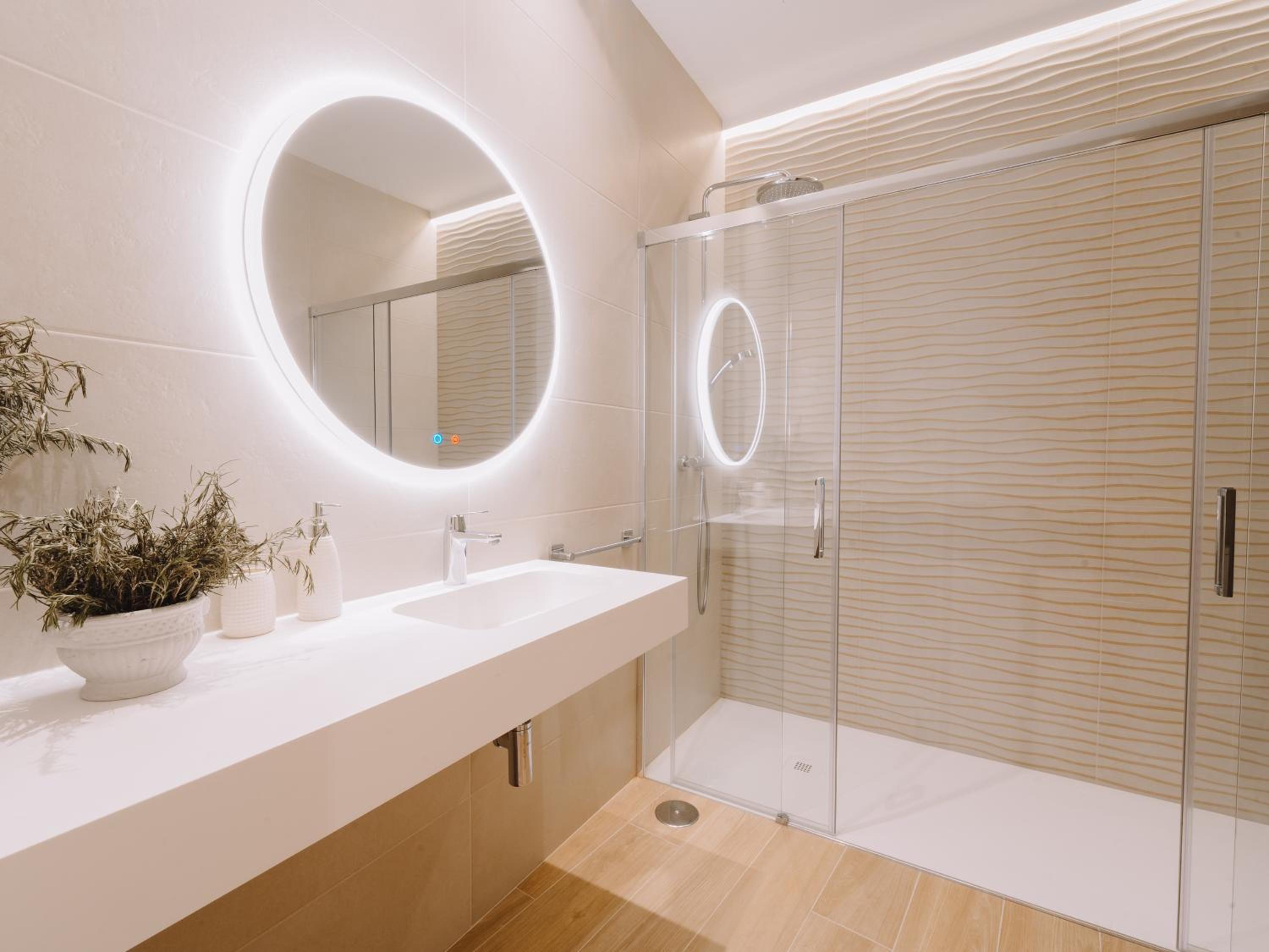 Carmen Suites