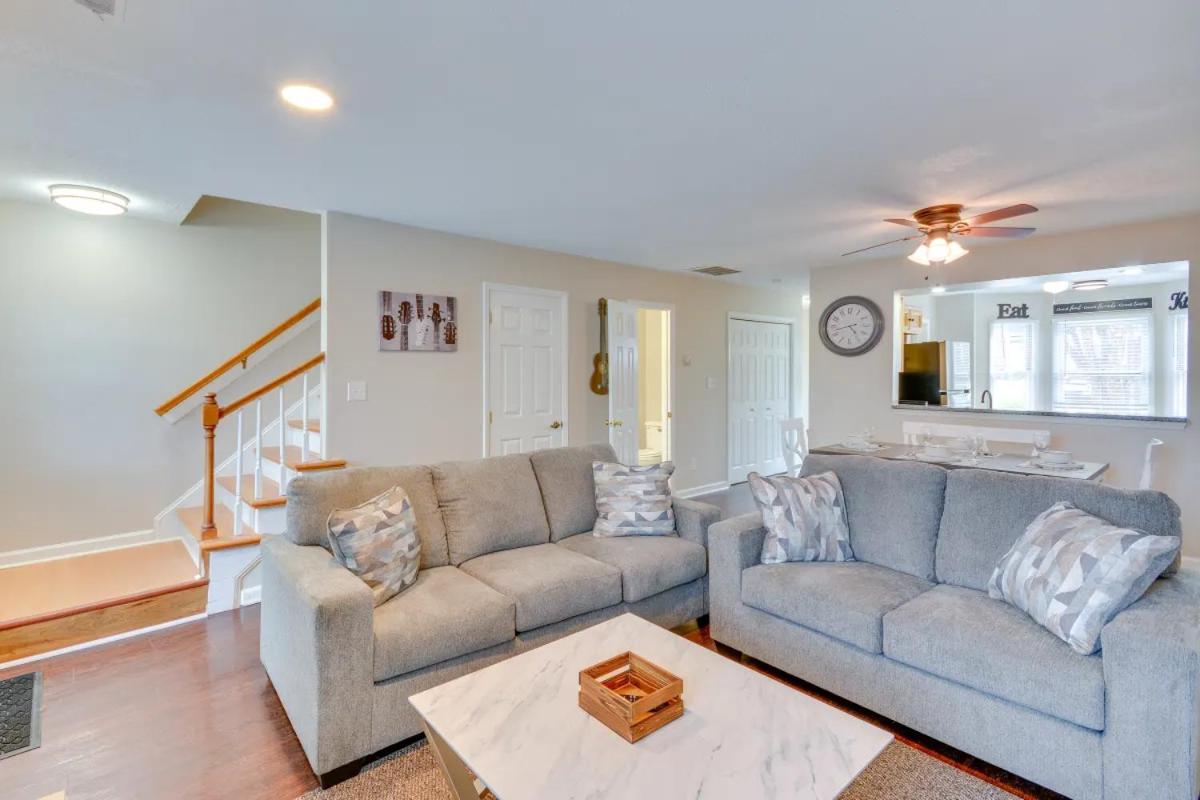 Comfortable Living view 3