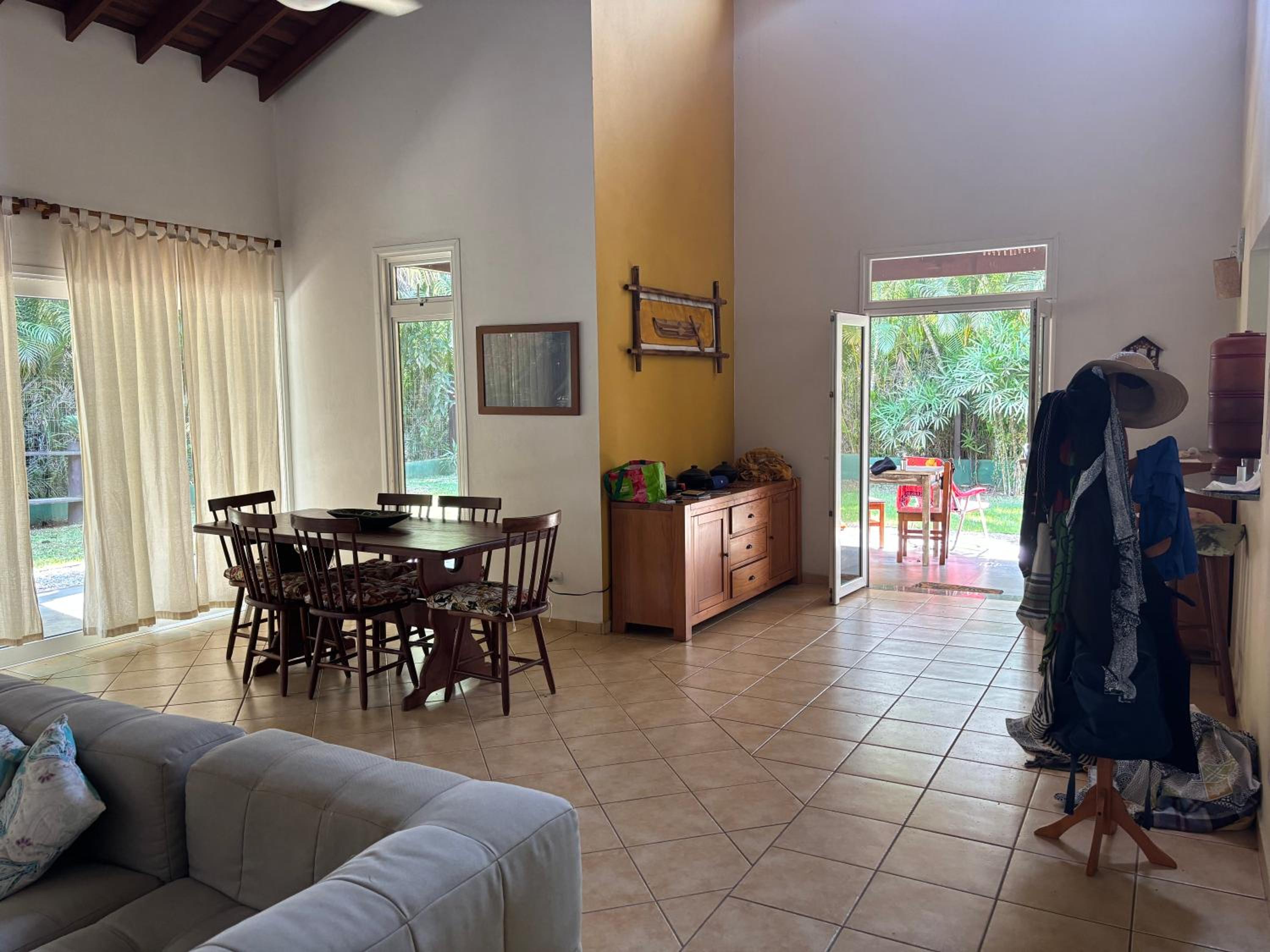 Praia de Itamambuca- Casa charmosa e iluminada