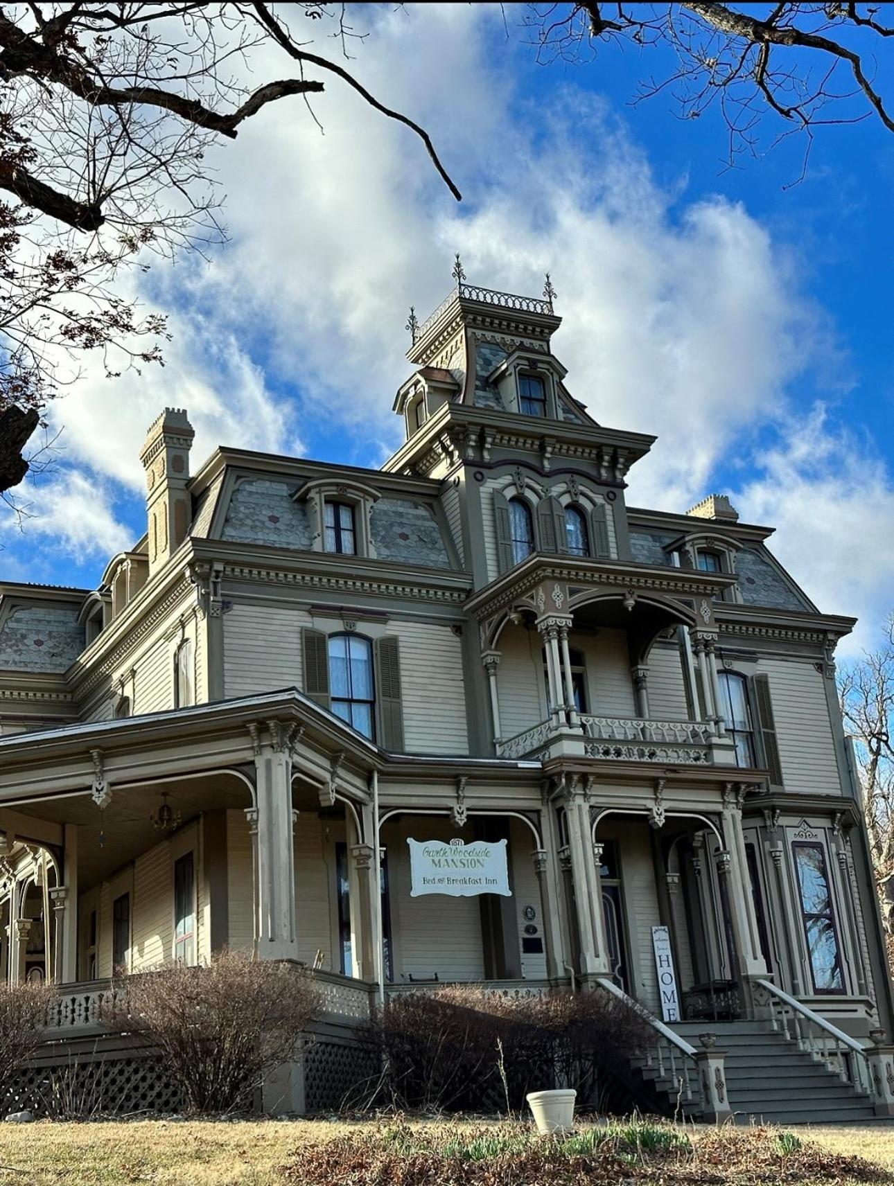 Garth Woodside Mansion Bed and Breakfast