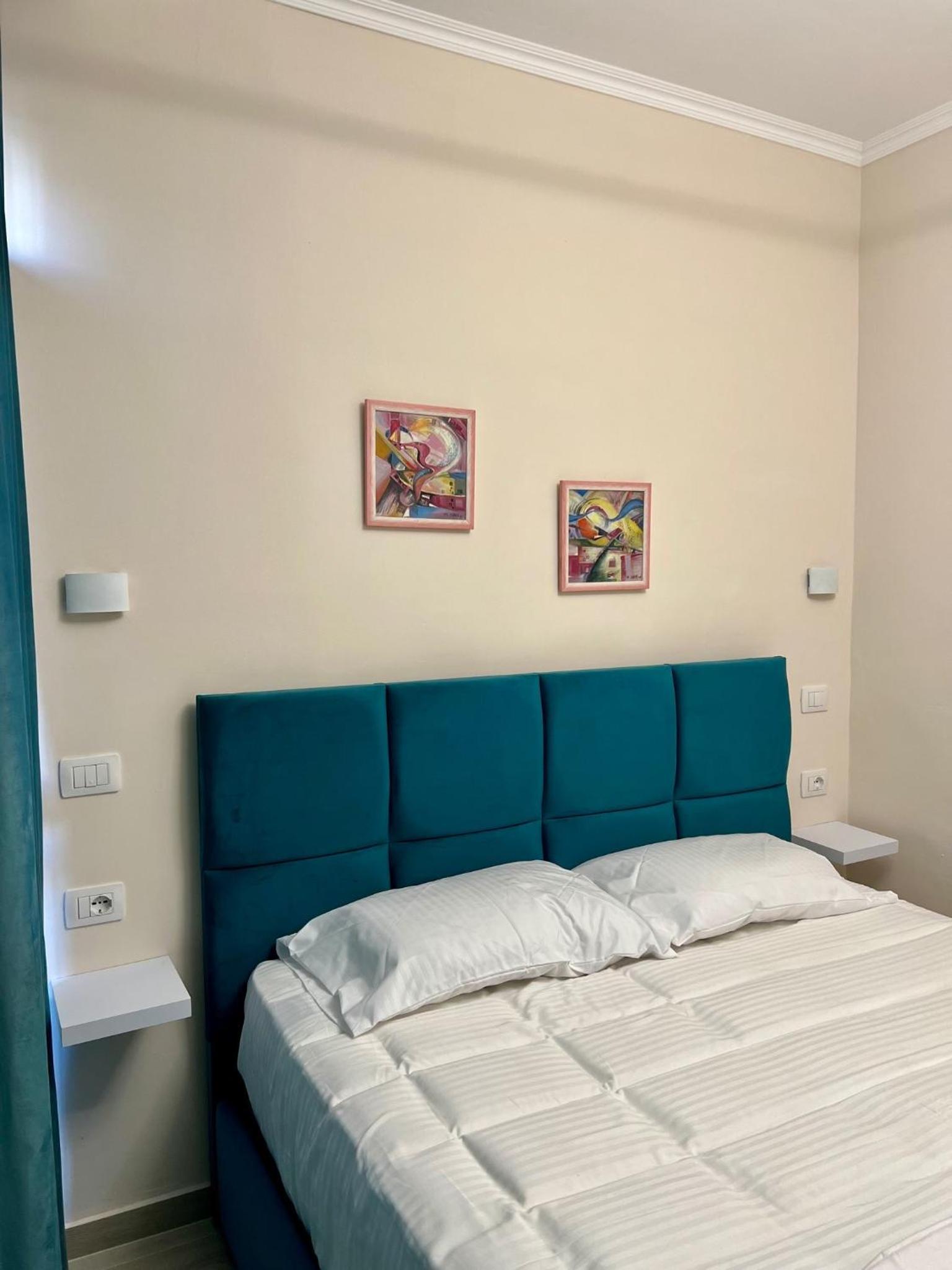 RENOVATED 2026 - KLAR Apartment few steps from the beach