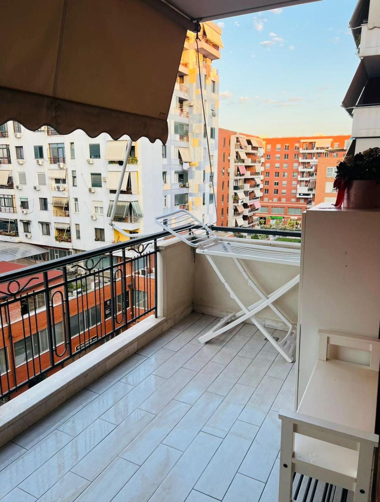 KRISTO Apartment-Tirane