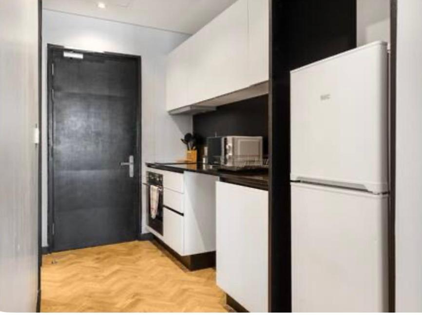 DELUXE STUDIO City charm Loadshedding Free