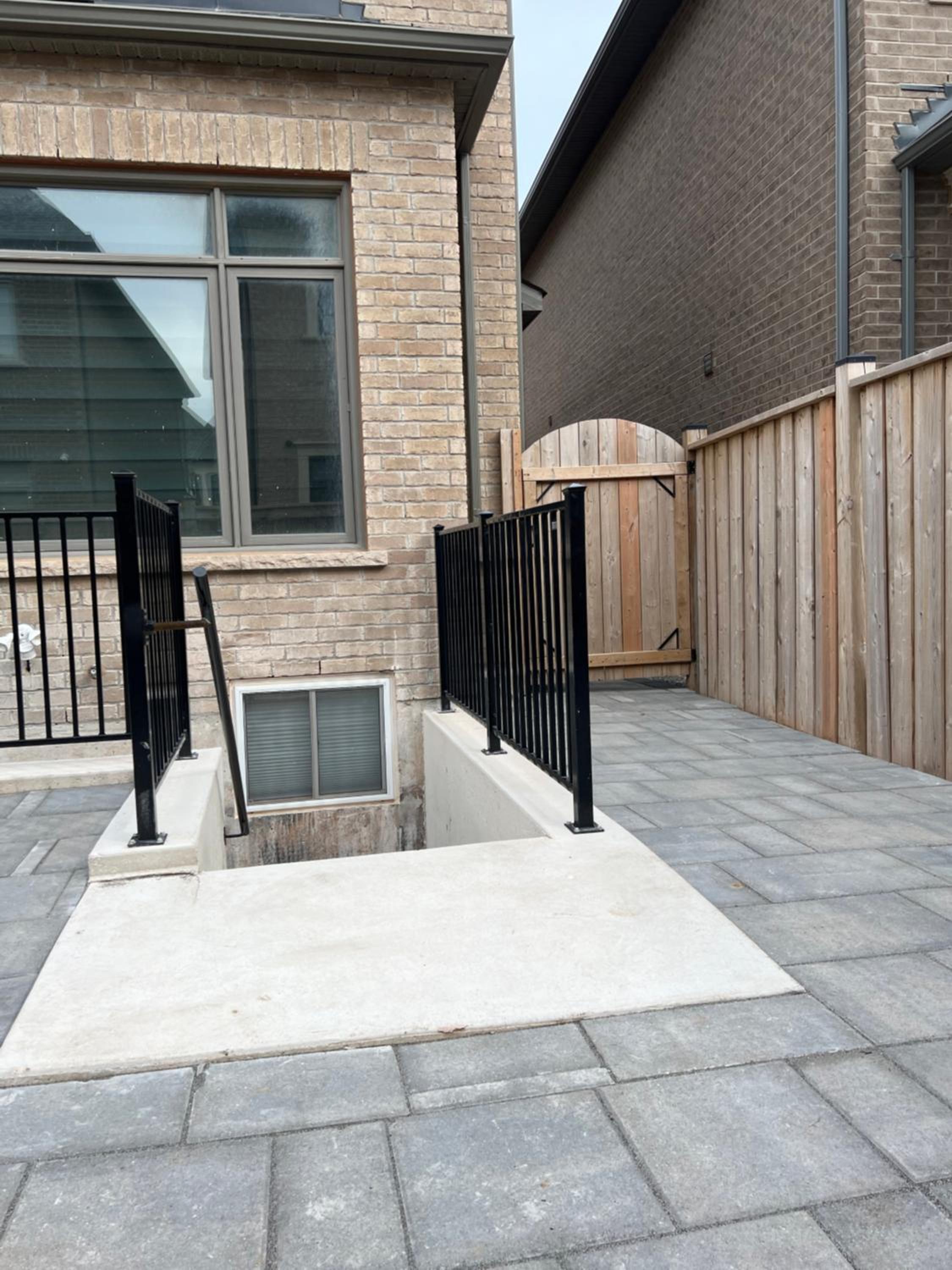 Private basement bedrooms in Oakville - Property Image 14