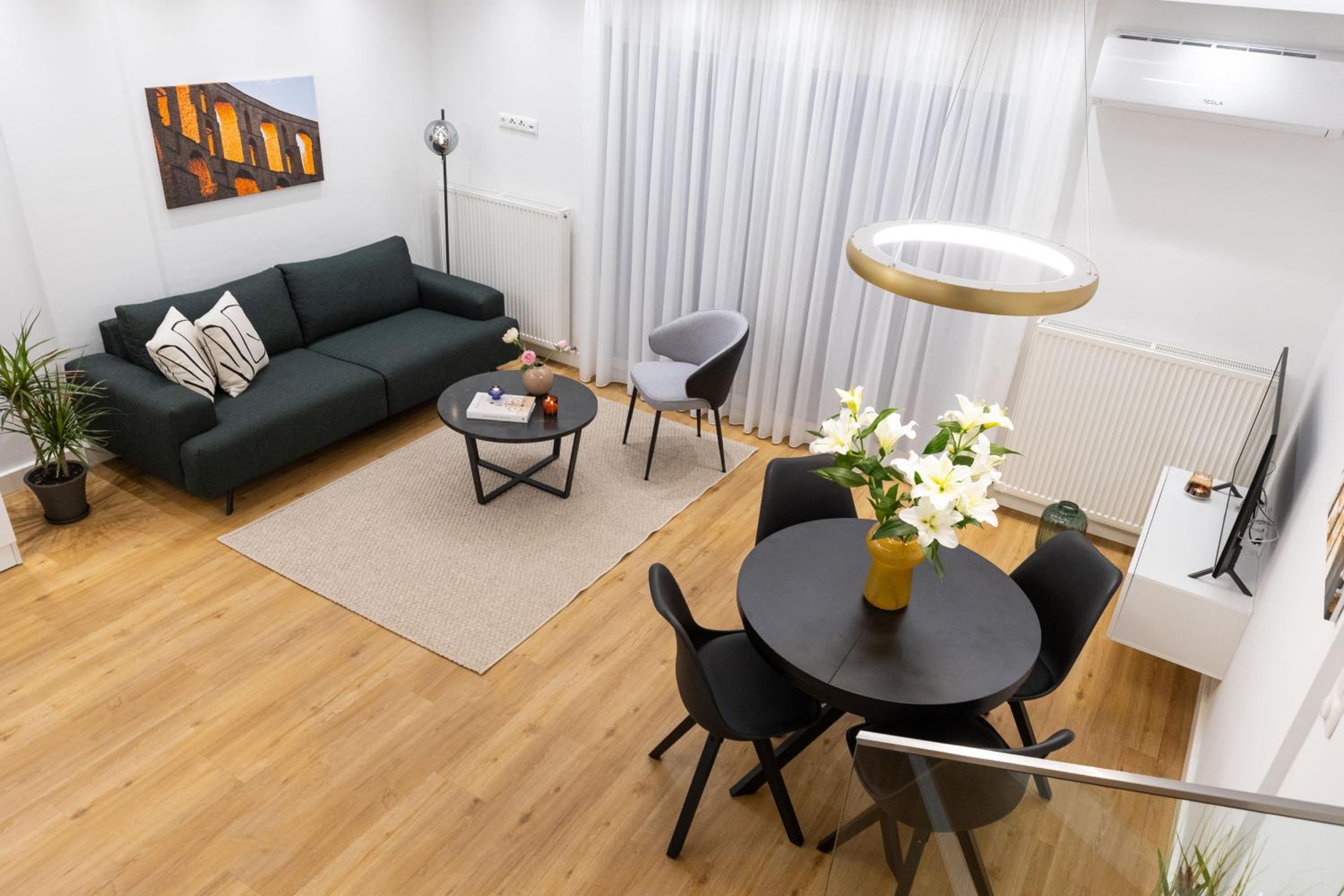 Arc Residence Maisonette