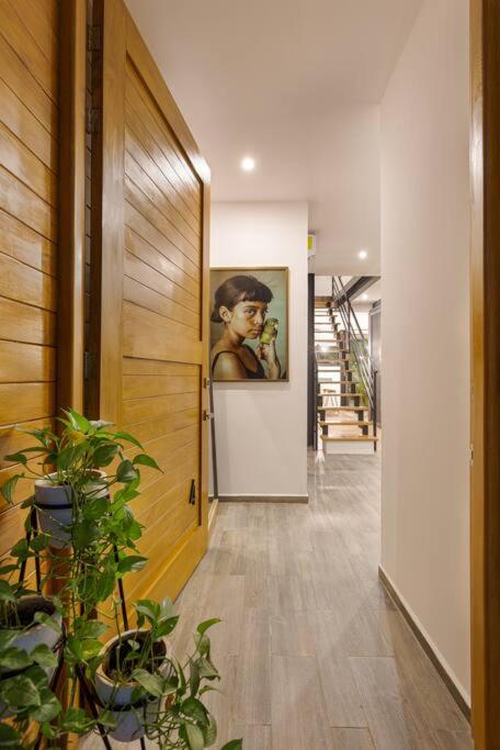 Chic Townhouse With Private Pool And Rooftop View view 4