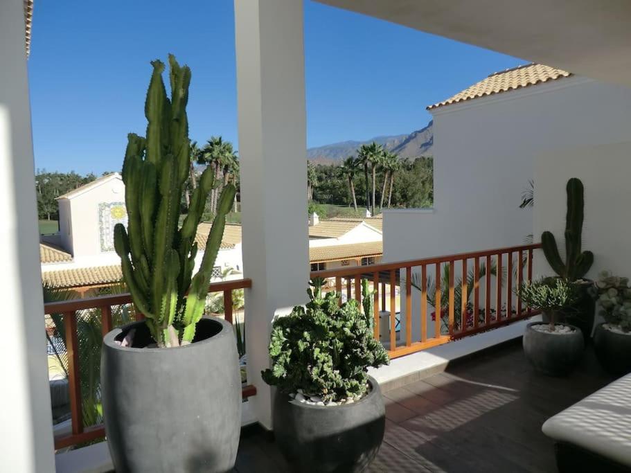 Luxury, Boutique Two-Bedroom Modern Townhouse with Golf Views