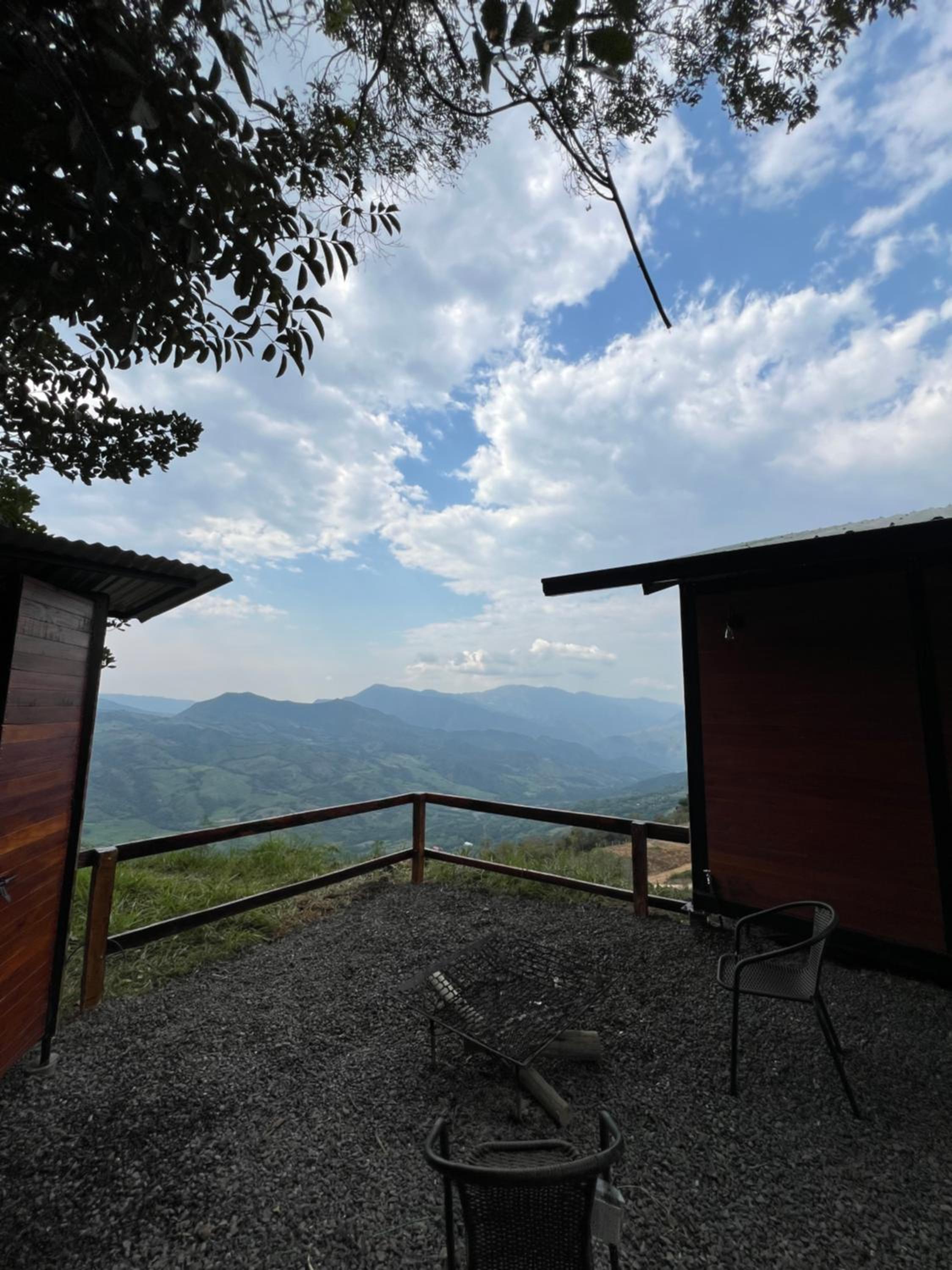 Glamping mirador del GUALIVA-quebradanegra-cundinamarca