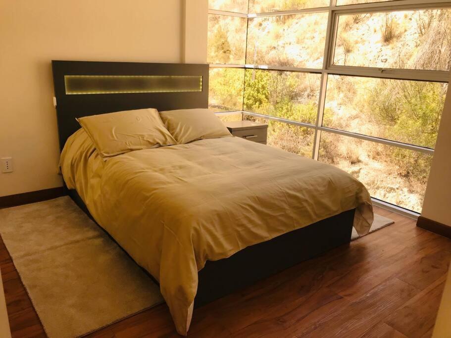 New, Modern & Comfortable Apartment