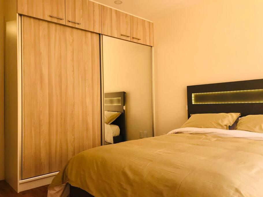 New, Modern & Comfortable Apartment