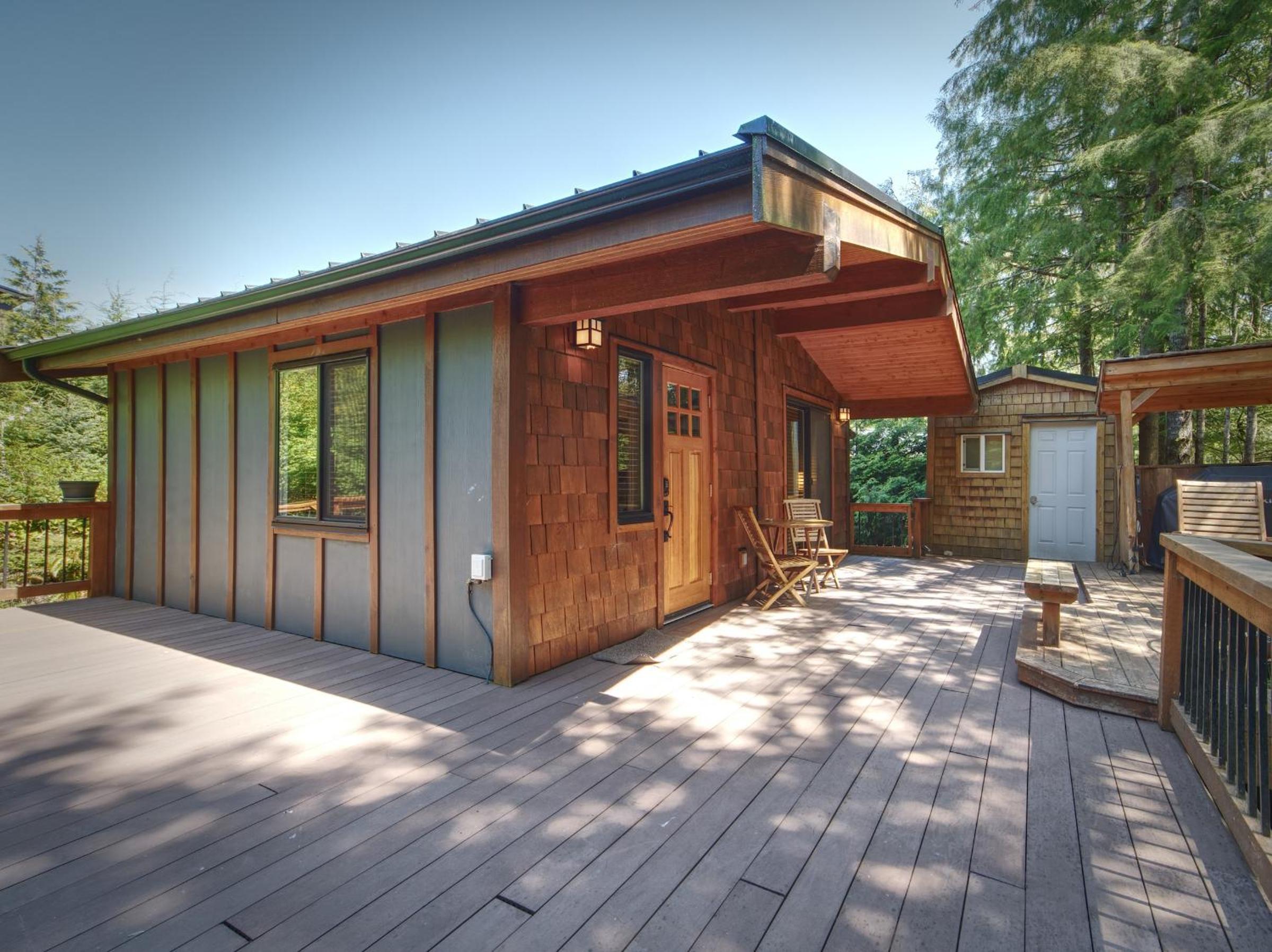 Handsome Dan's Vacation Cottage Rentals
