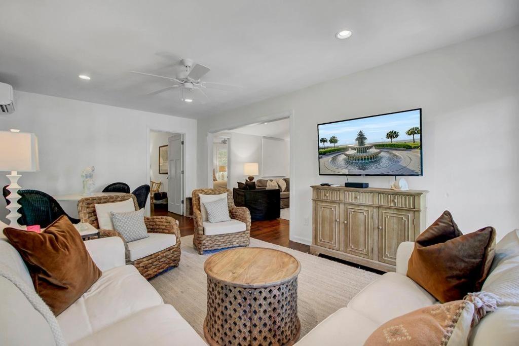 Sandcrab Court 18 by Wild Dunes, with Amenities view 5