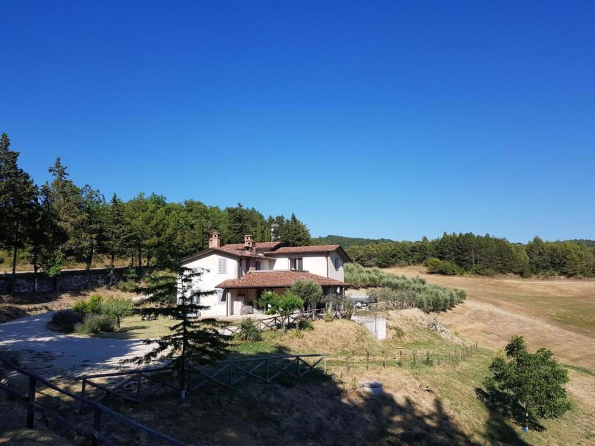 Casa Tiberina Apartments With Pool In Umbria view 4