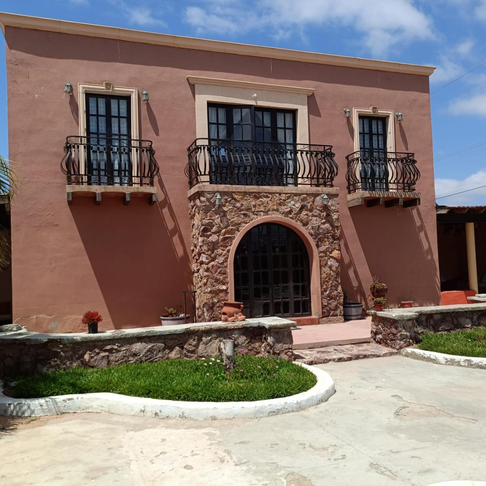 Hotel Quinta La Toscana - Image 1