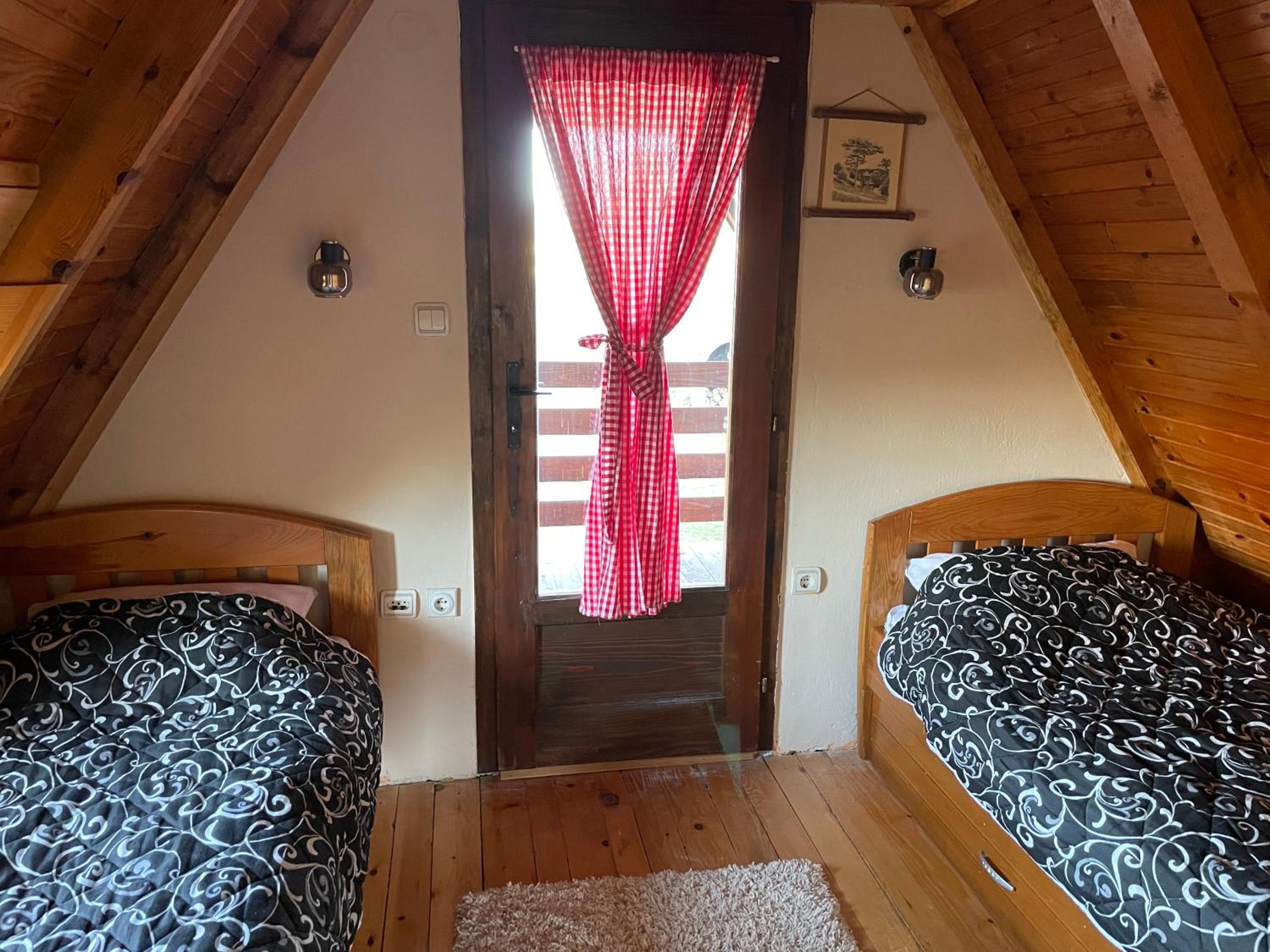 Kuća za odmor Mališevac view 2
