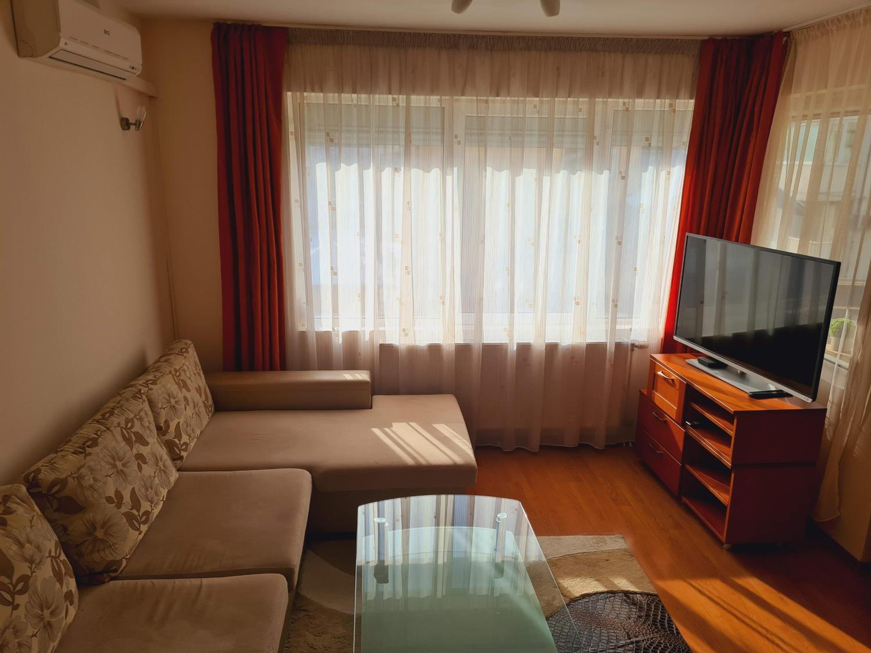 Spacious 2 Bedroom Apartment