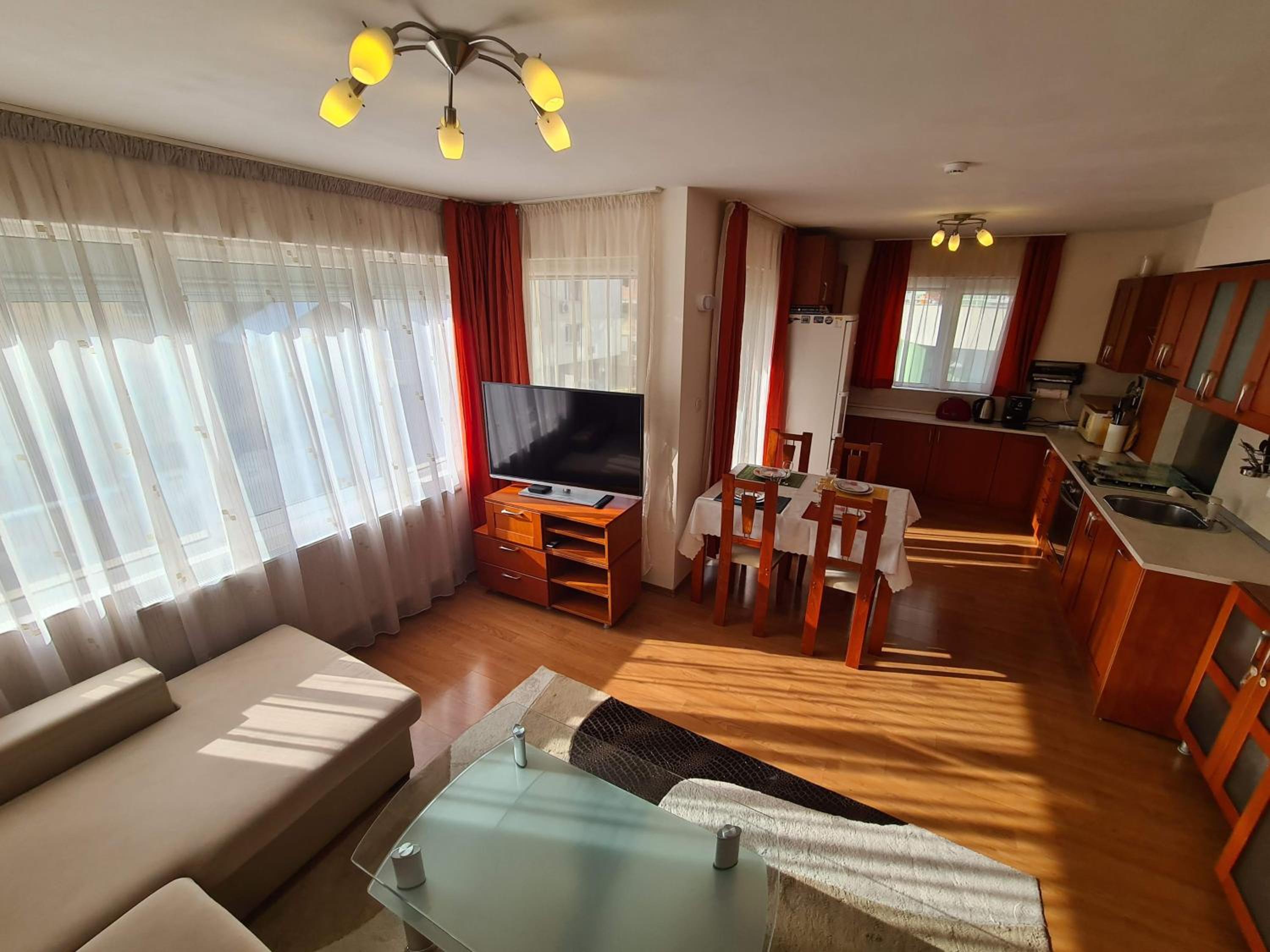 Spacious 2 Bedroom Apartment