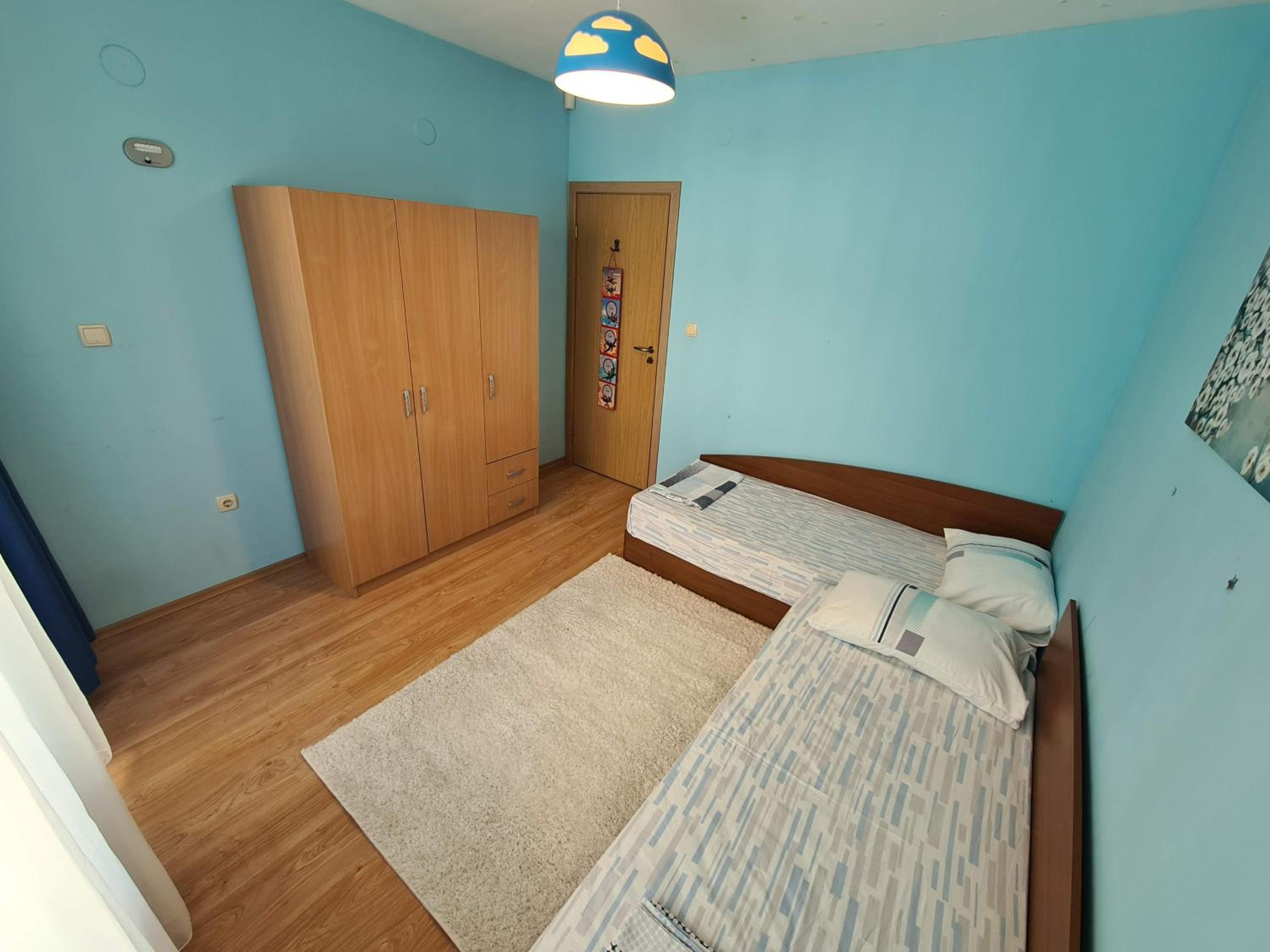 Spacious 2 Bedroom Apartment