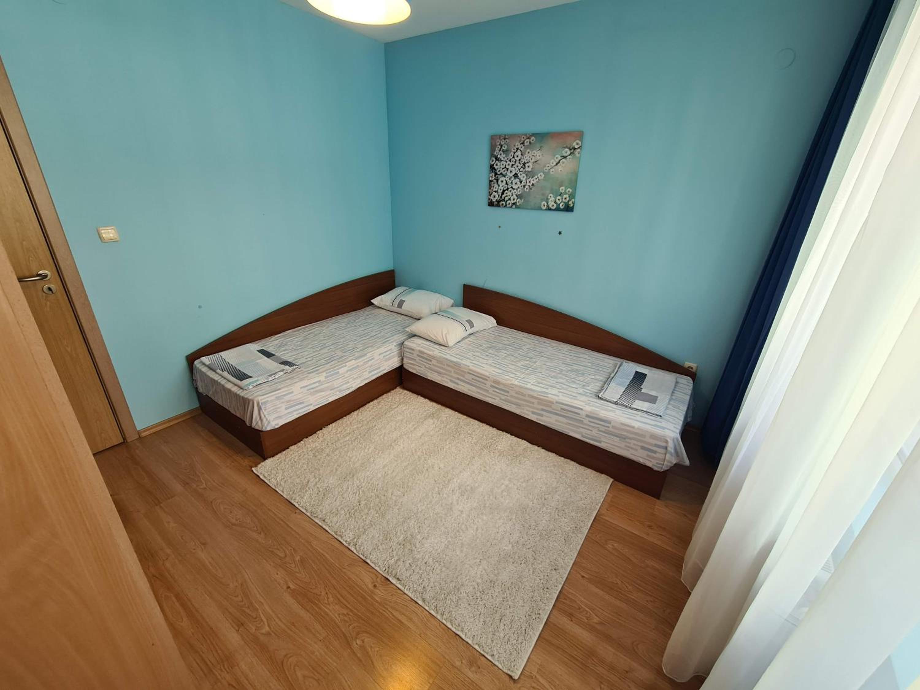 Spacious 2 Bedroom Apartment