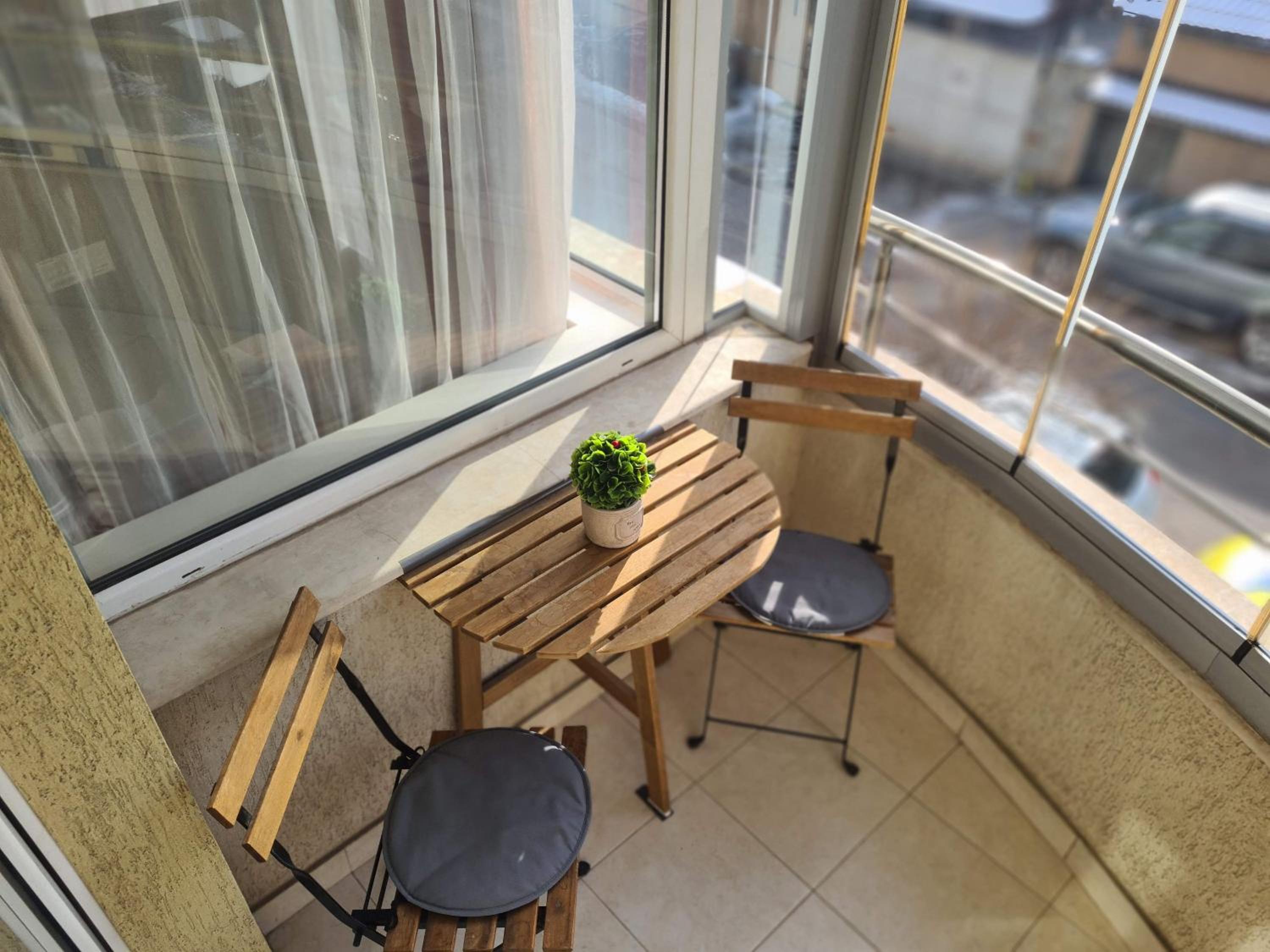 Spacious 2 Bedroom Apartment
