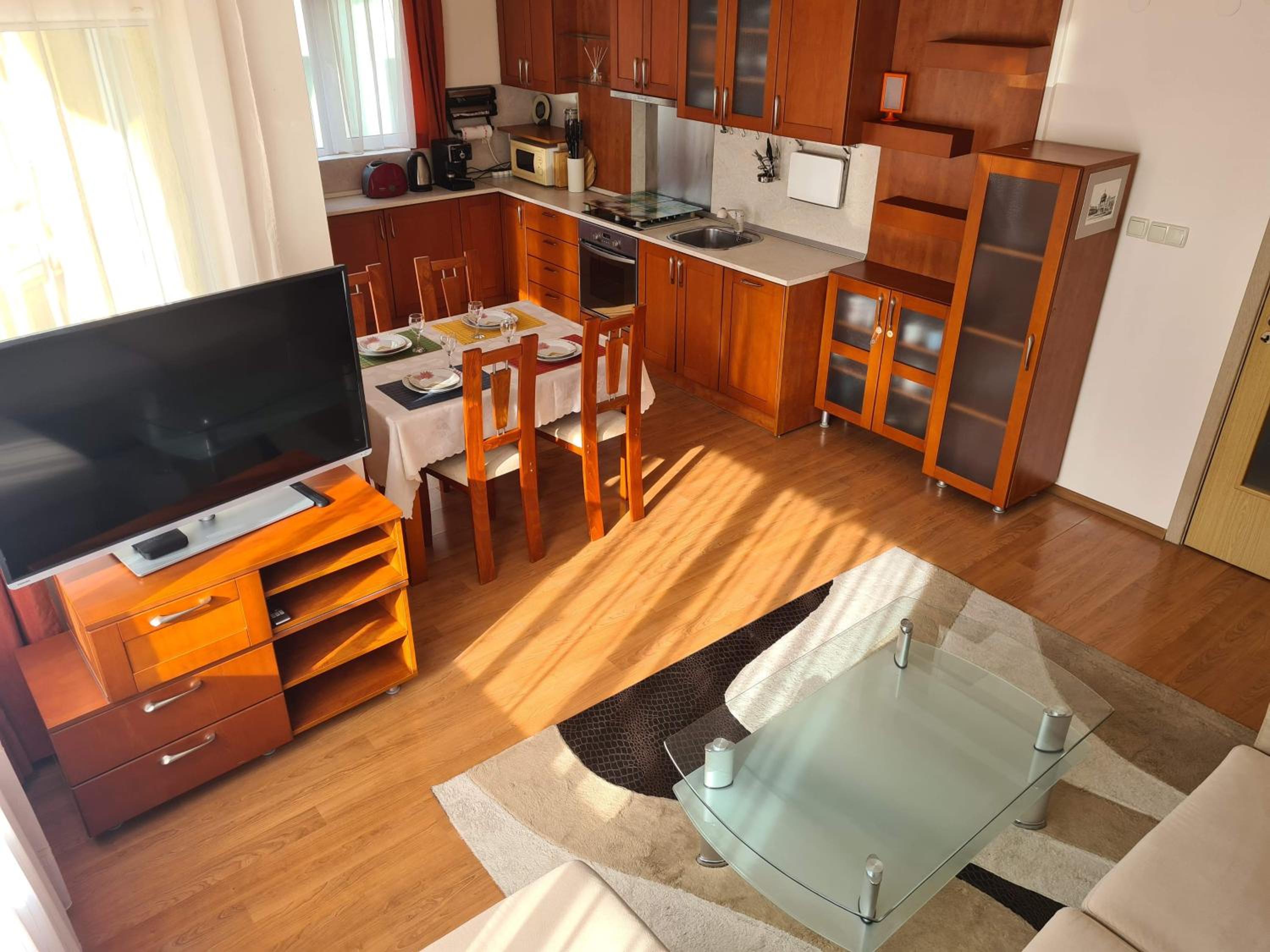 Spacious 2 Bedroom Apartment