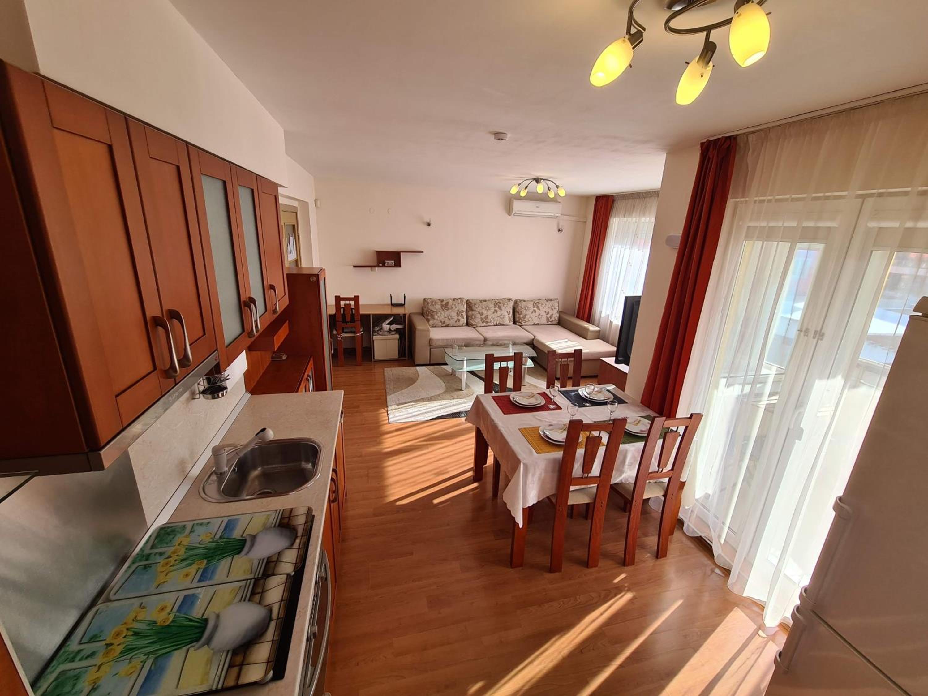 Spacious 2 Bedroom Apartment