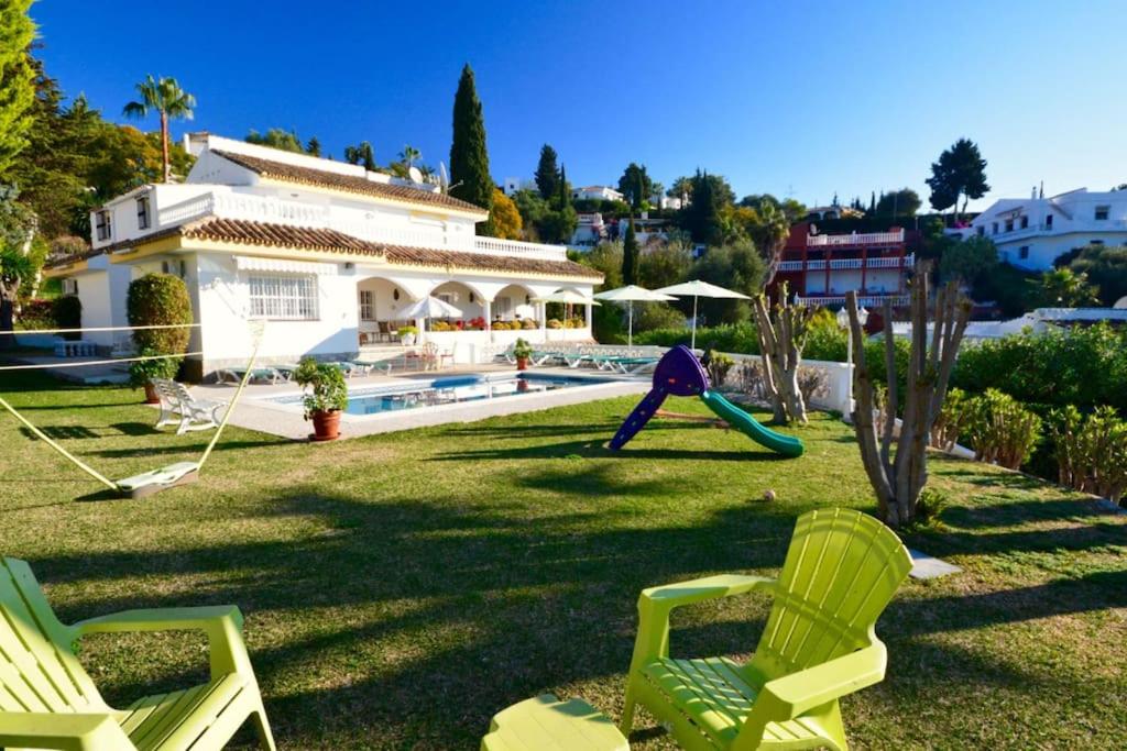 Large 7 Bedroom villa in sierrrezuela heated pool