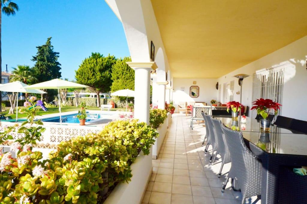 Large 7 Bedroom villa in sierrrezuela heated pool