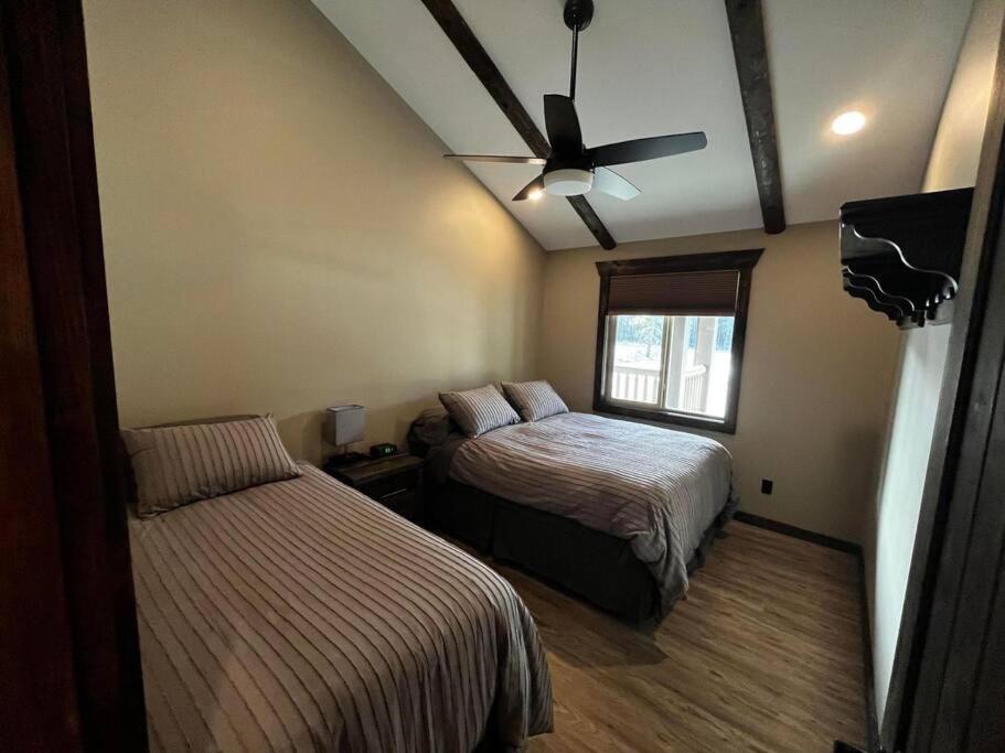 Whispering Pines Cabin