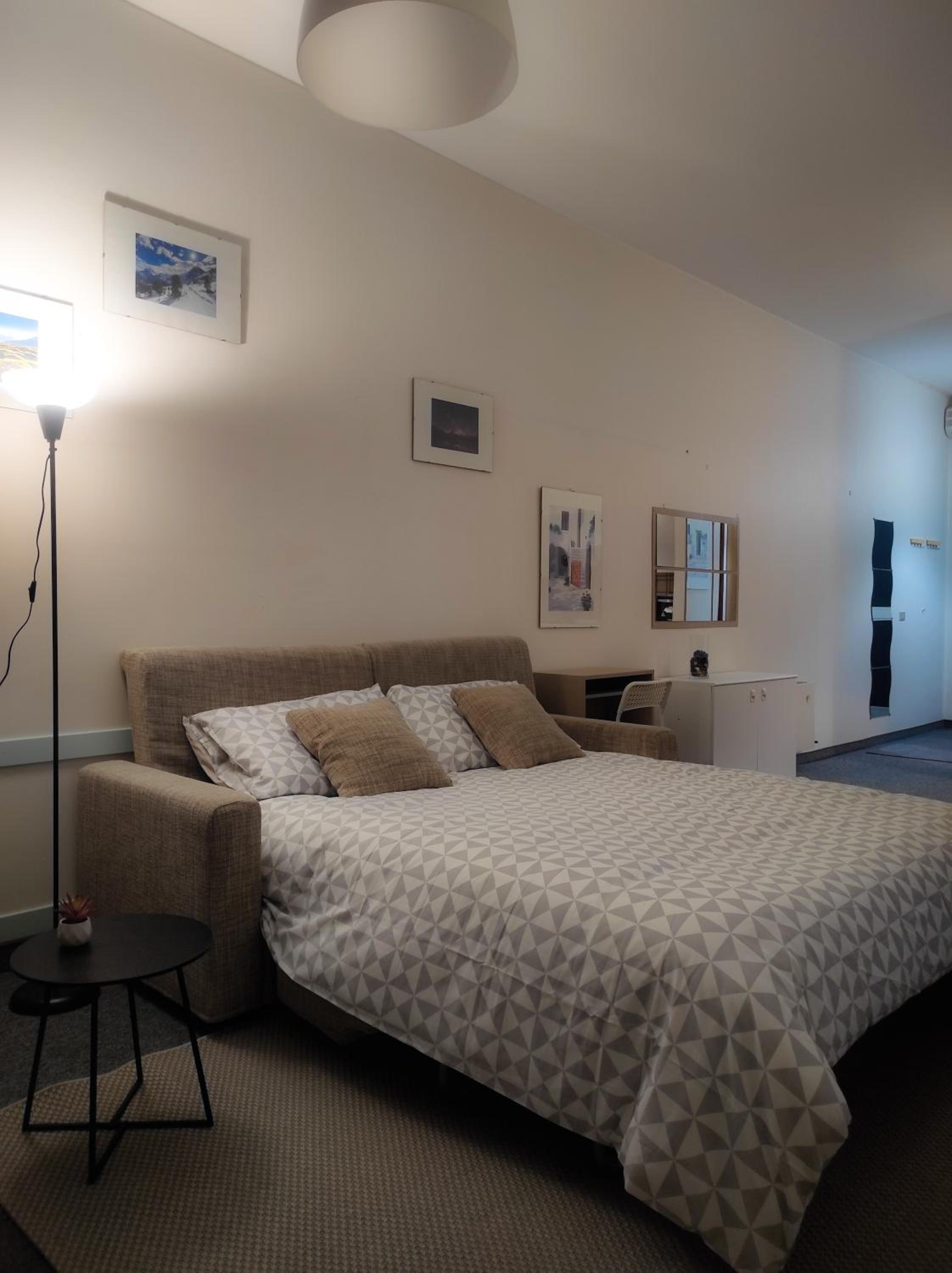 LFSUITE LuganoLake Terrazza Spiaggia privata Parking WI-FI Netflix view 4