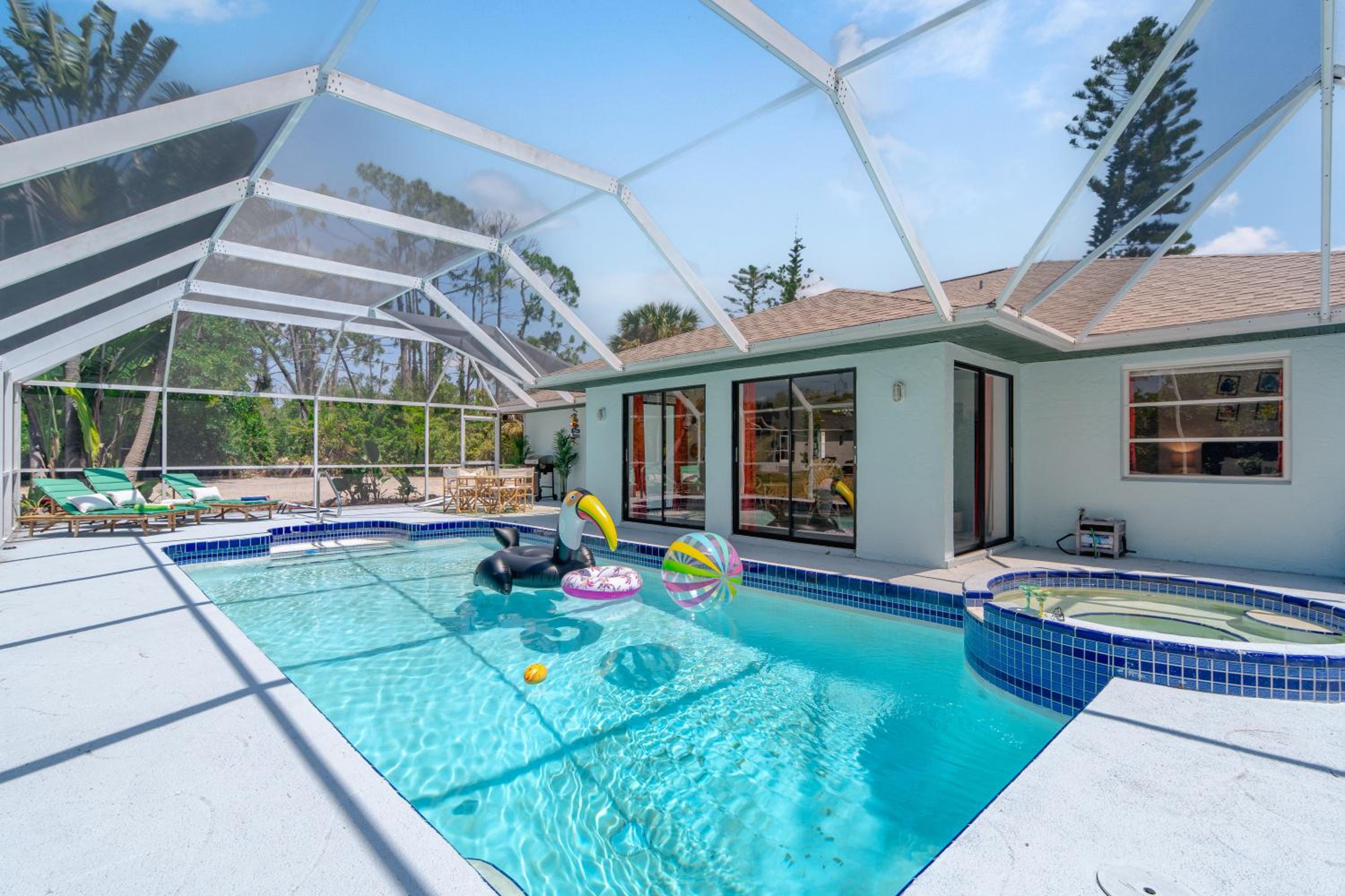 Fort Myers Vacations - 4bd Myakka Paradise - Pool Jacuzzi - Games - Property Image 12