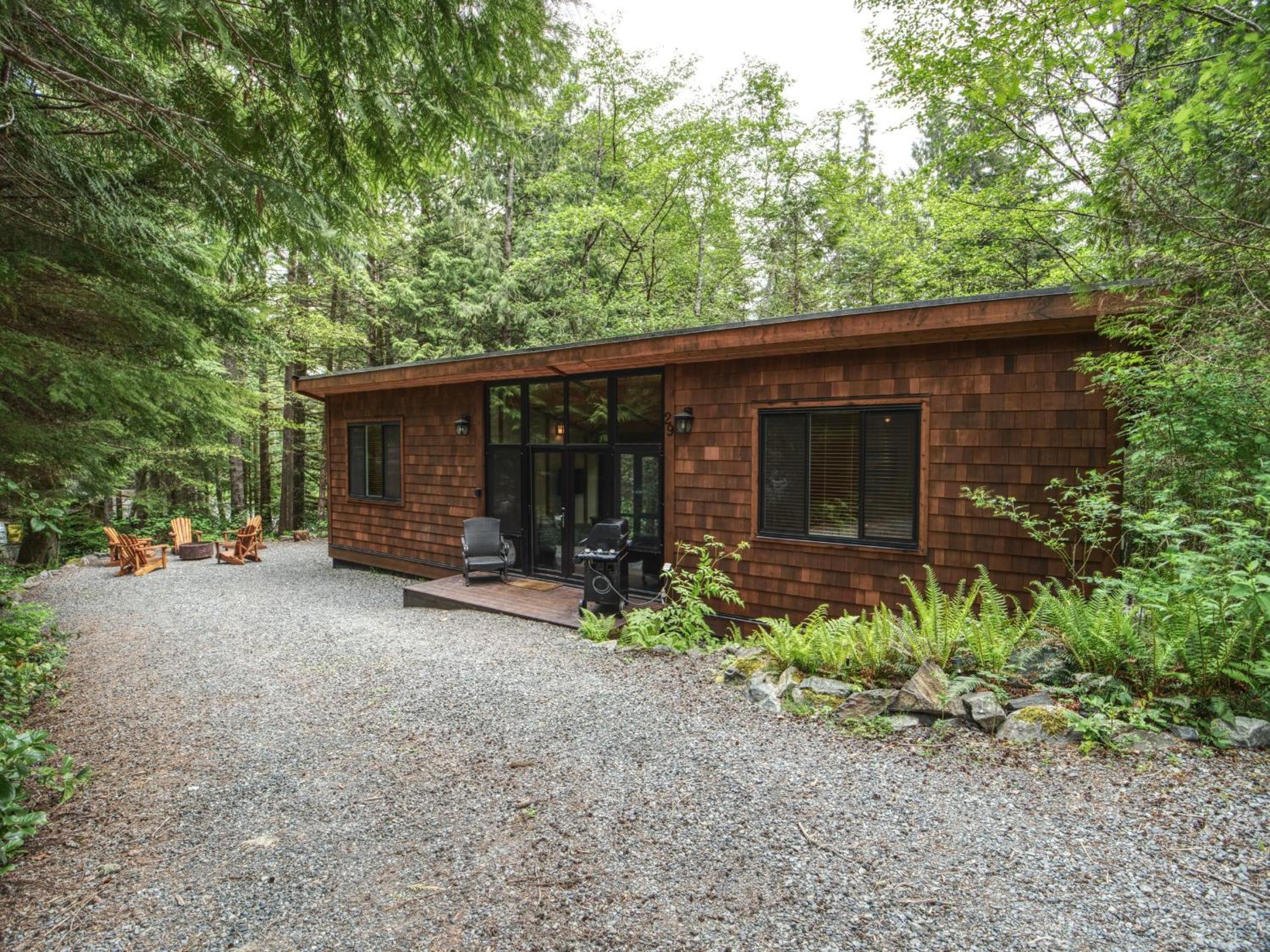 Handsome Dan's Vacation Cottage Rentals