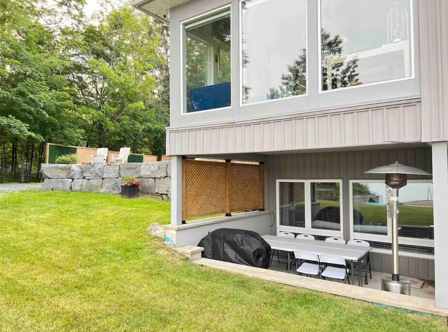 Luxury 1000 Island's Waterfront Home